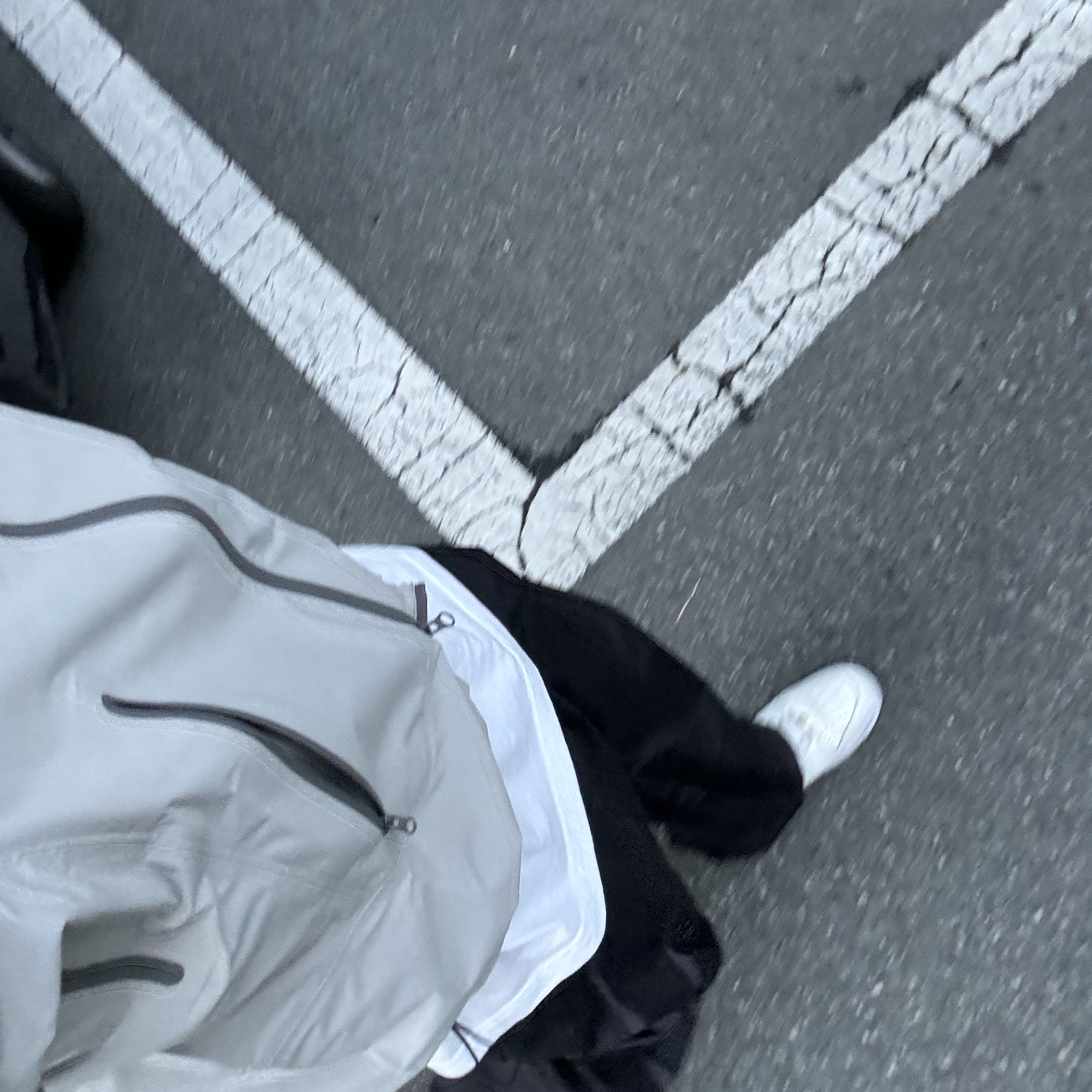 Nike Air Force 1 '07 LV8 40th Anniversary Join Forces Sail Malachite, Sansan Gear Windblock Jacket Grey - 23SS 착용 스타일 - 1