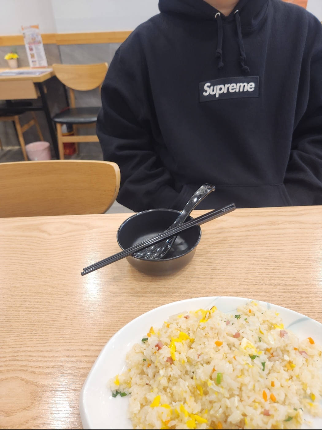 Supreme Box Logo Hooded Sweatshirt Black - 23FW 착용 스타일