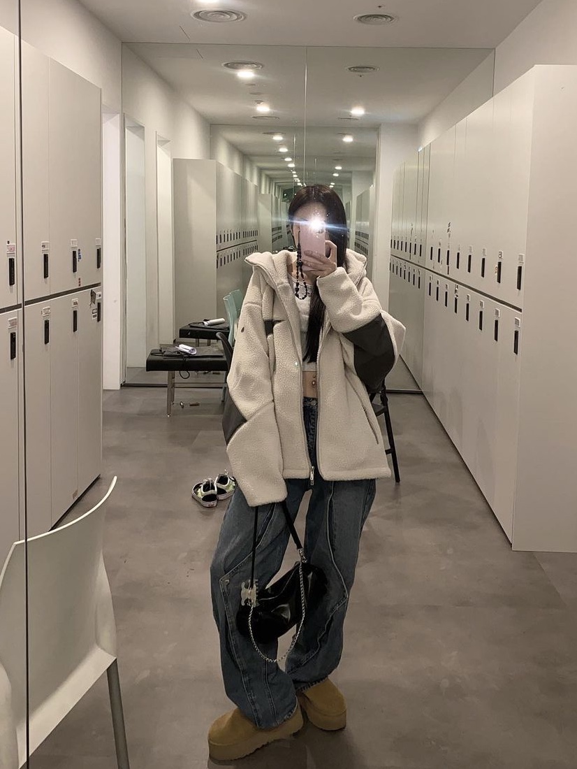 Opening Project Traveller Hooded Fleece Jacket Ecru 착용 스타일 - 4