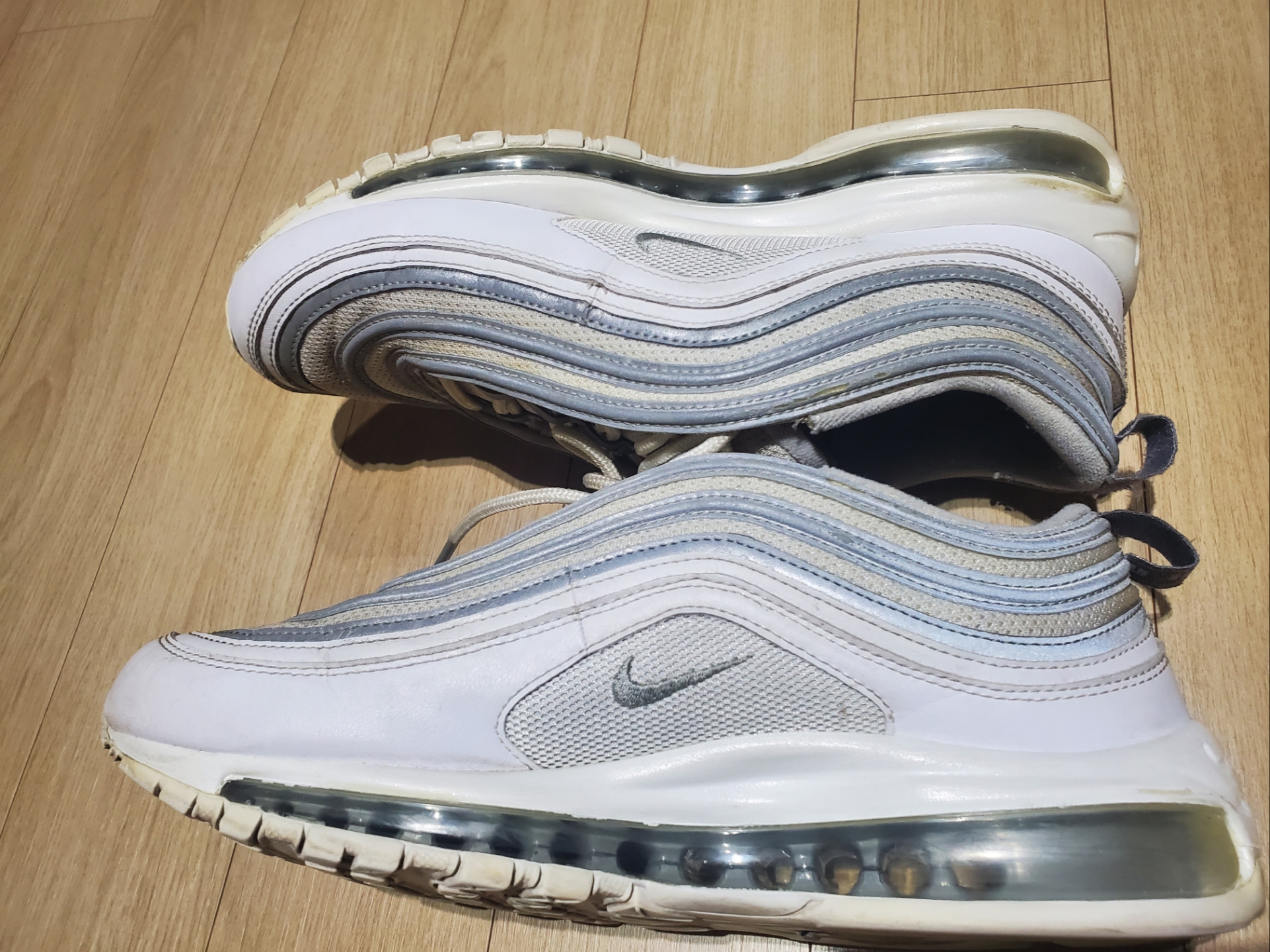 Nike Air Max 97 White Reflect Silver 착용 스타일