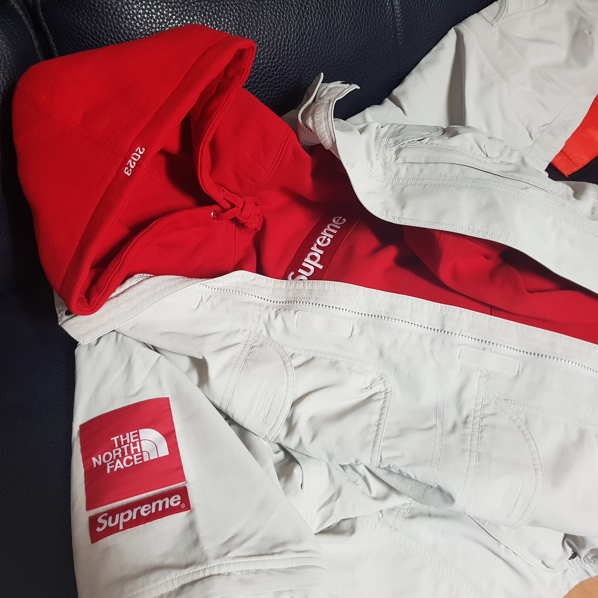 Supreme Box Logo Hooded Sweatshirt Red - 23FW 착용 스타일 - 1