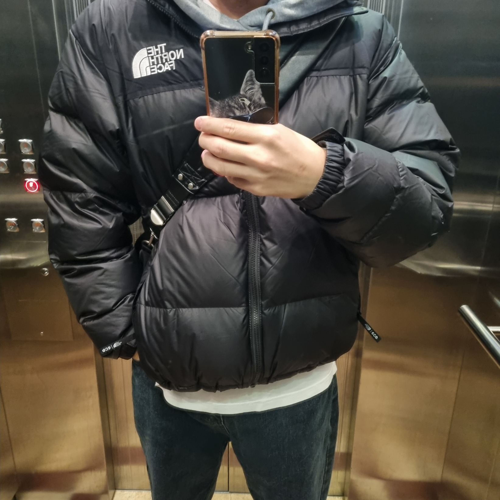 The North Face 1996 Eco Nuptse Jacket Black 착용 스타일