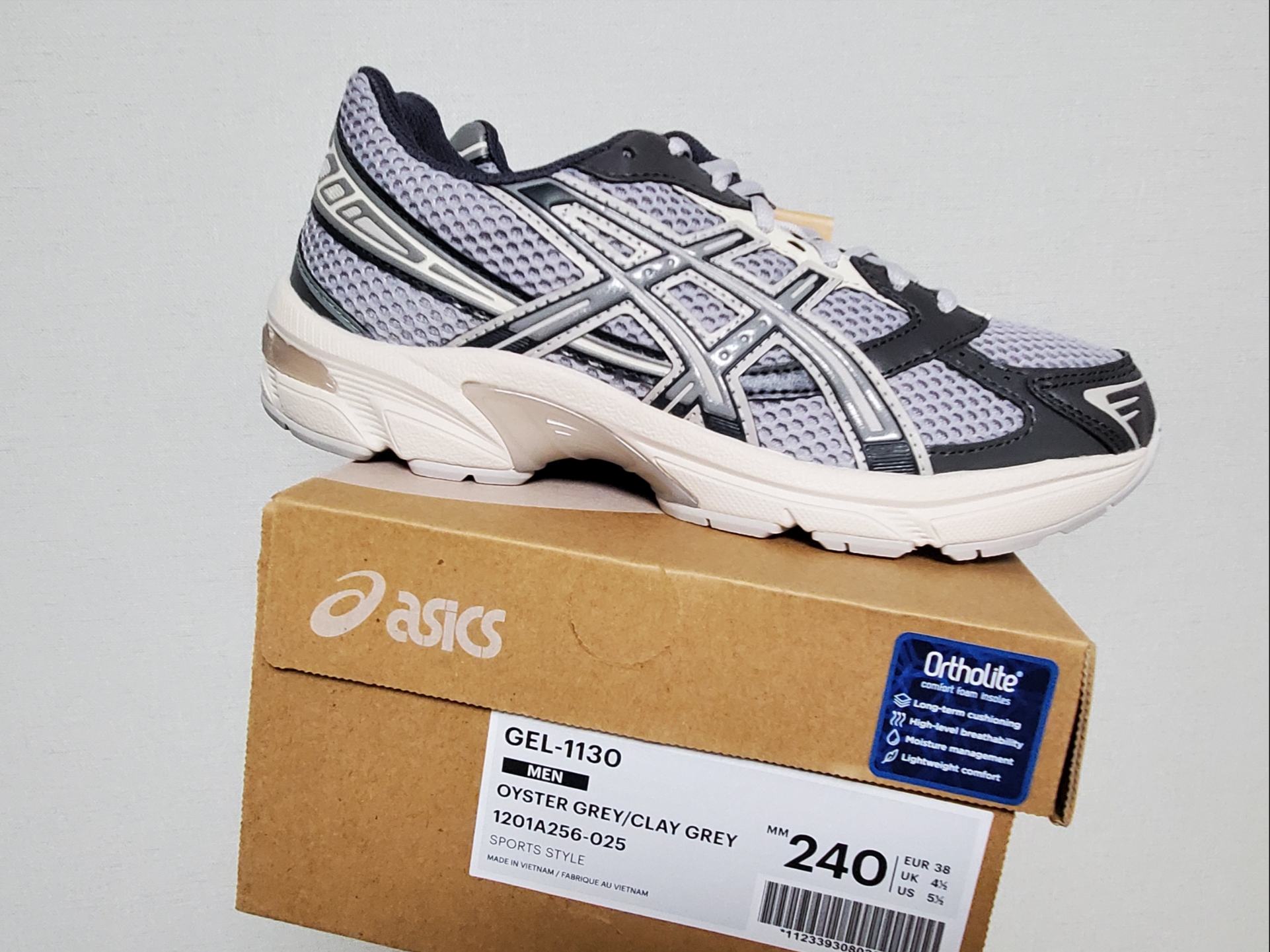 Asics Gel-1130 Oyster Grey Clay Grey 착용 스타일