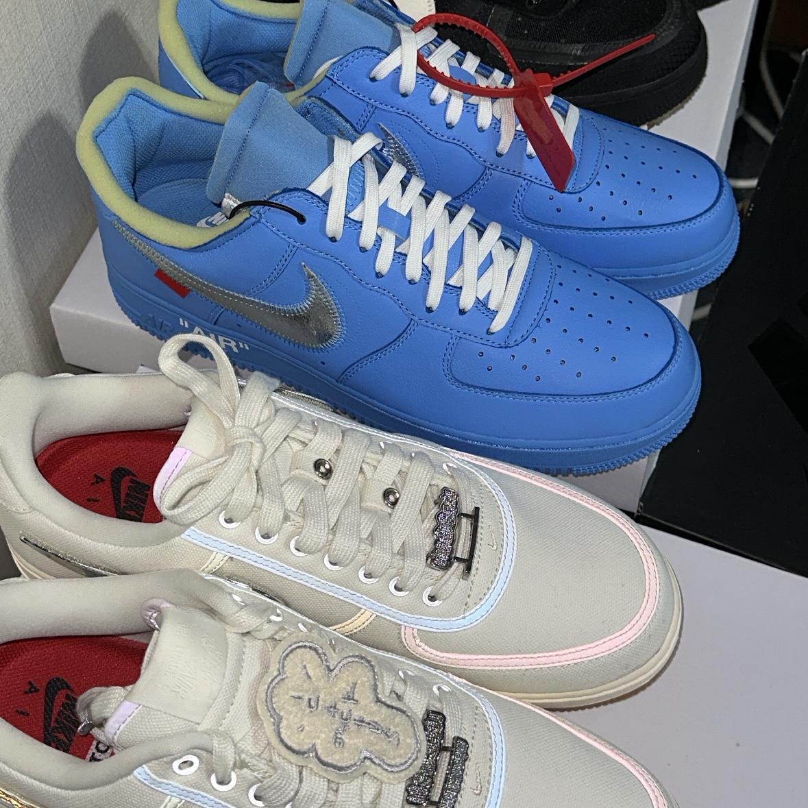 Nike x Off-White Air Force 1 Low MCA University Blue 착용 스타일