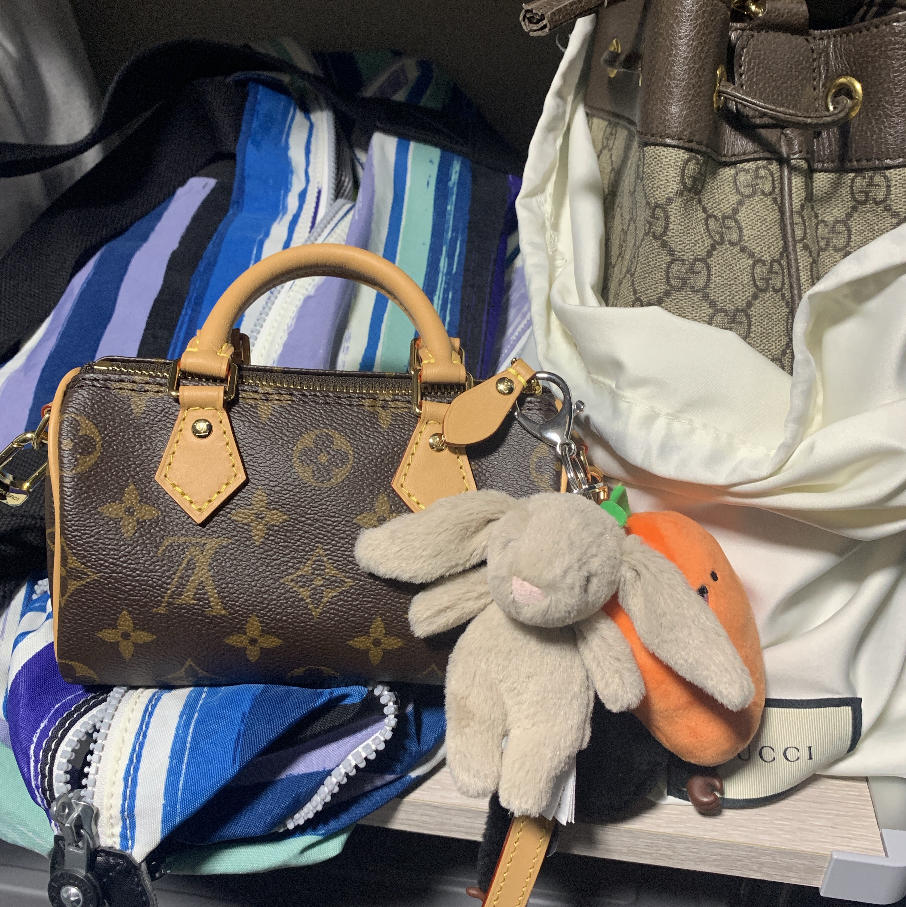 Jellycat Bashful Bunny Bag Charm Beige 착용 스타일 - 3