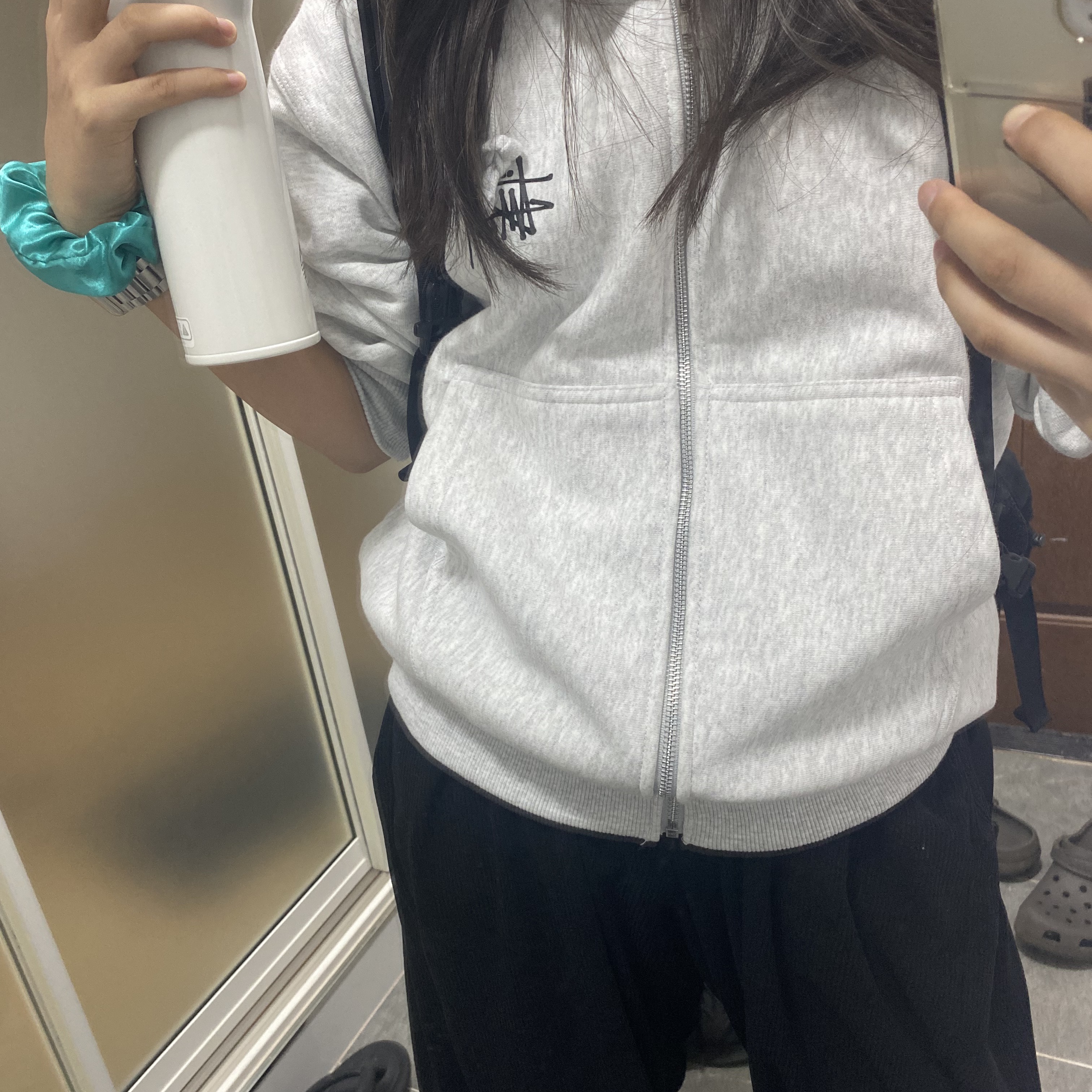 Stussy Basic Stussy Zip Hoodie Ash Heather 2023 착용 스타일 - 2