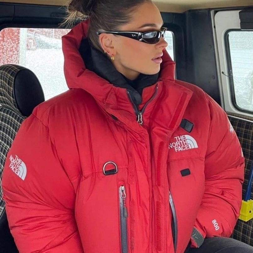The North Face Himalayan Parka Red 착용 스타일