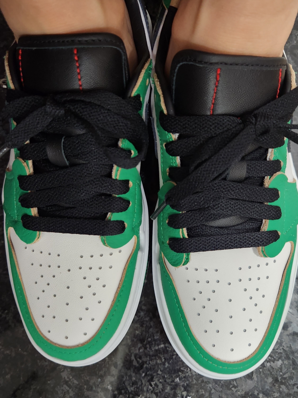 (W) Jordan 1 Elevate Low SE Lucky Green 착용 스타일