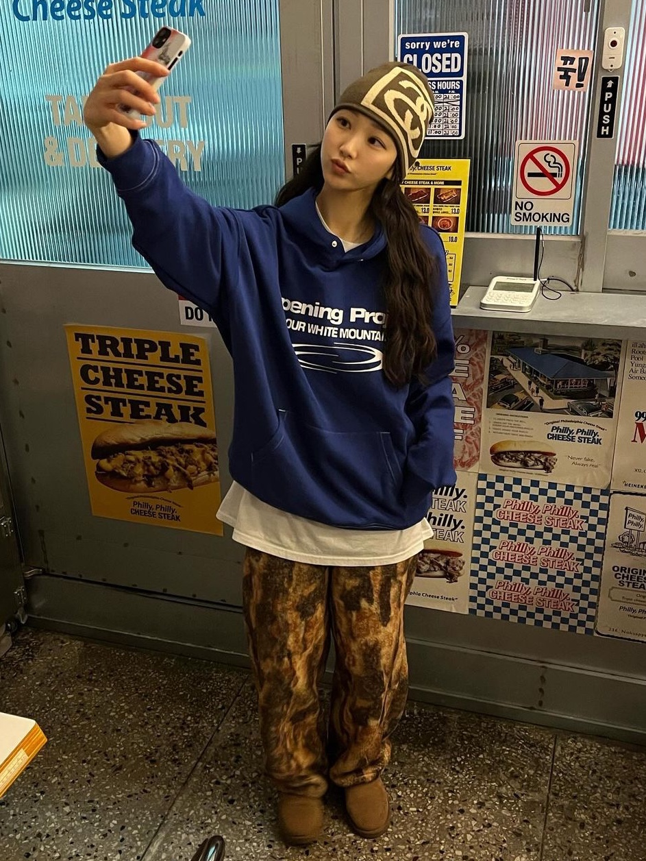 Opening Project Identity Hoodie Cobalt Blue 착용 스타일 - 6