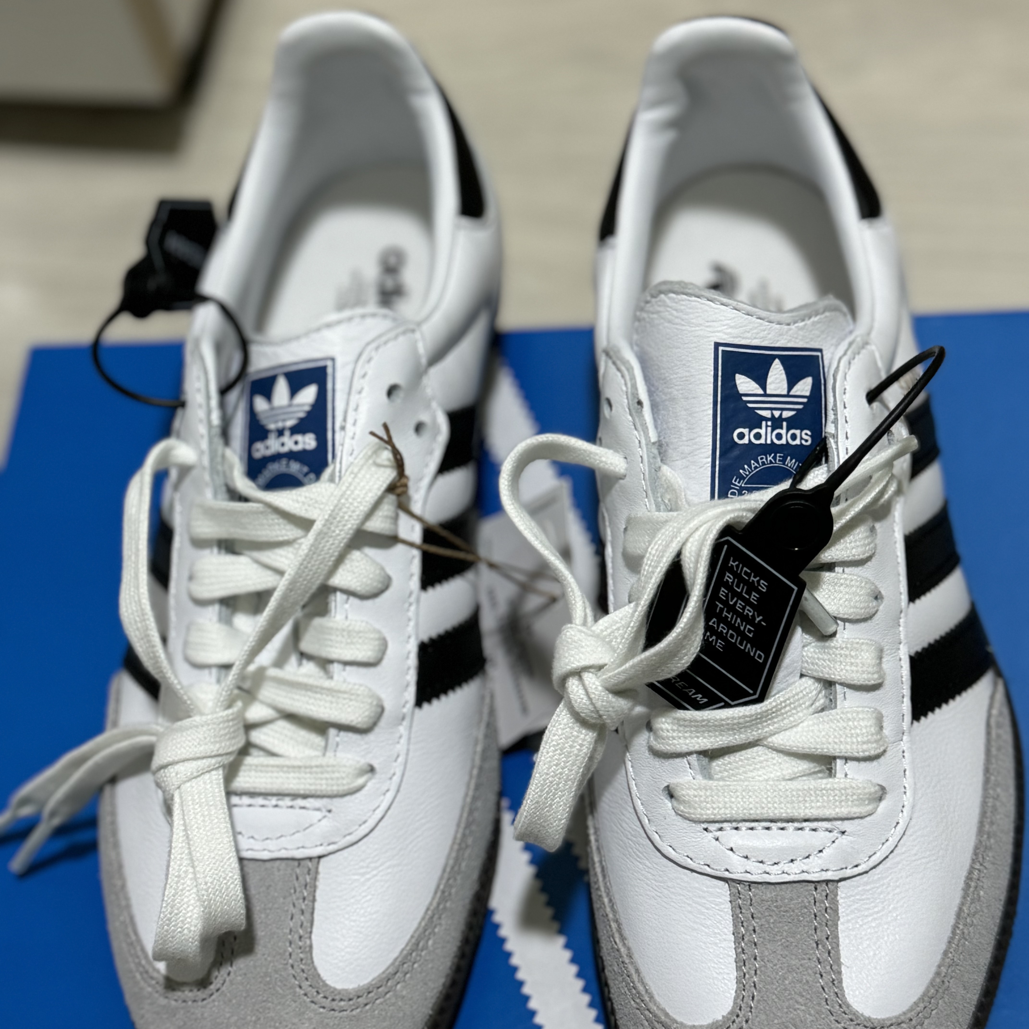 Adidas Samba OG Cloud White 착용 스타일