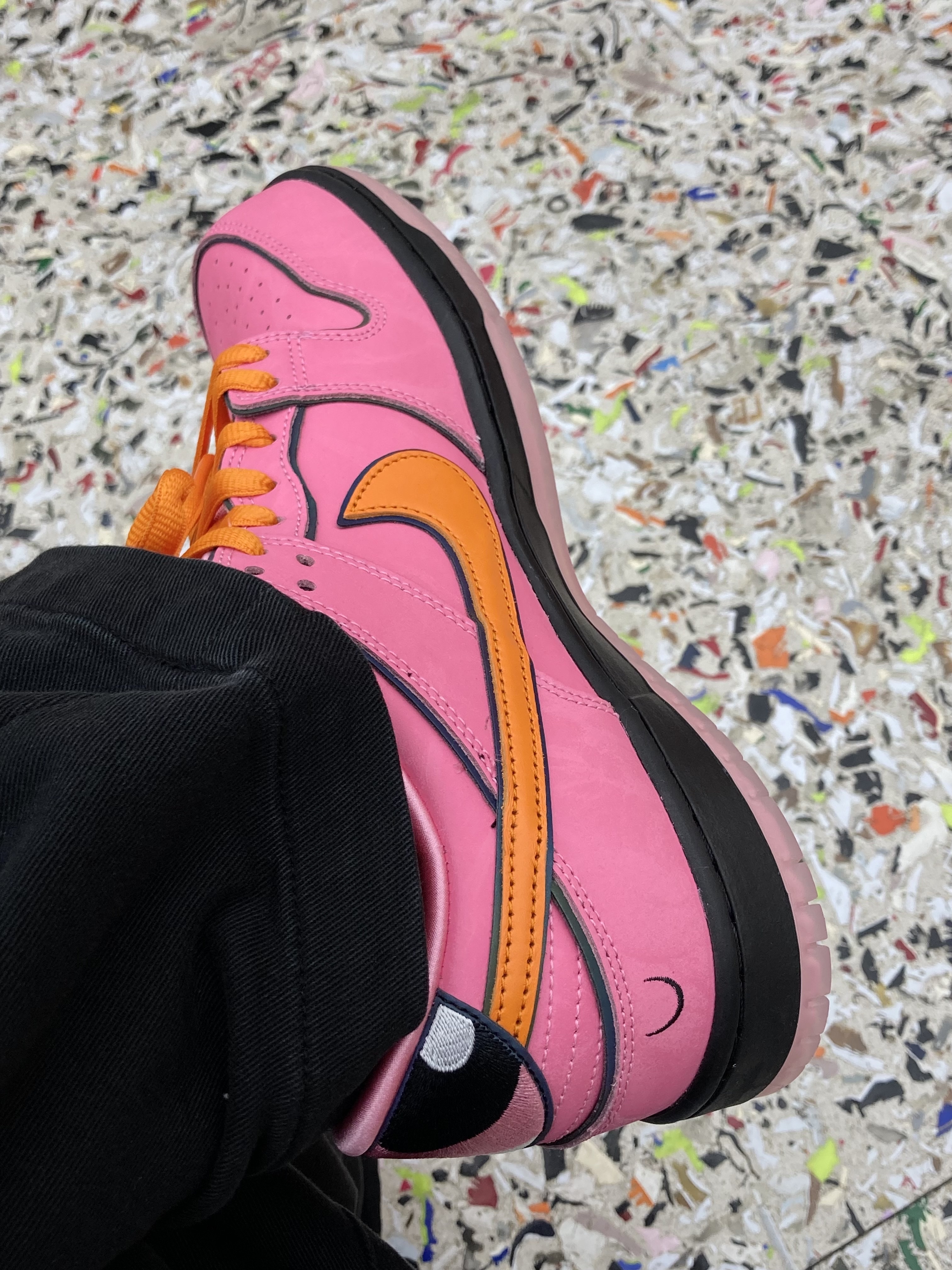 Nike x The Powerpuff Girls SB Dunk Low Pro QS Blossom 착용 스타일 - 4