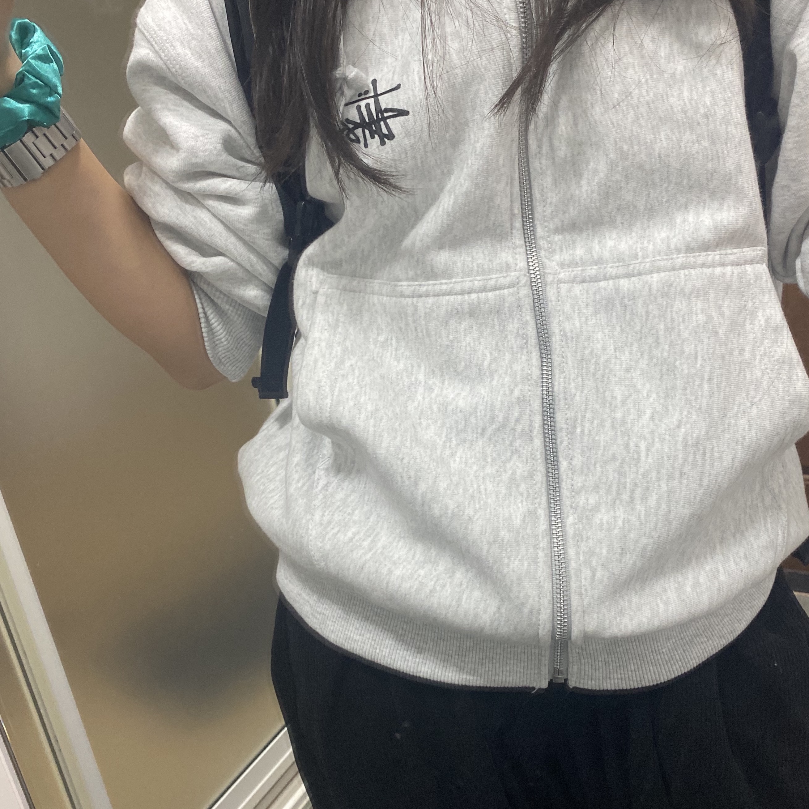 Stussy Basic Stussy Zip Hoodie Ash Heather 2023 착용 스타일 - 1