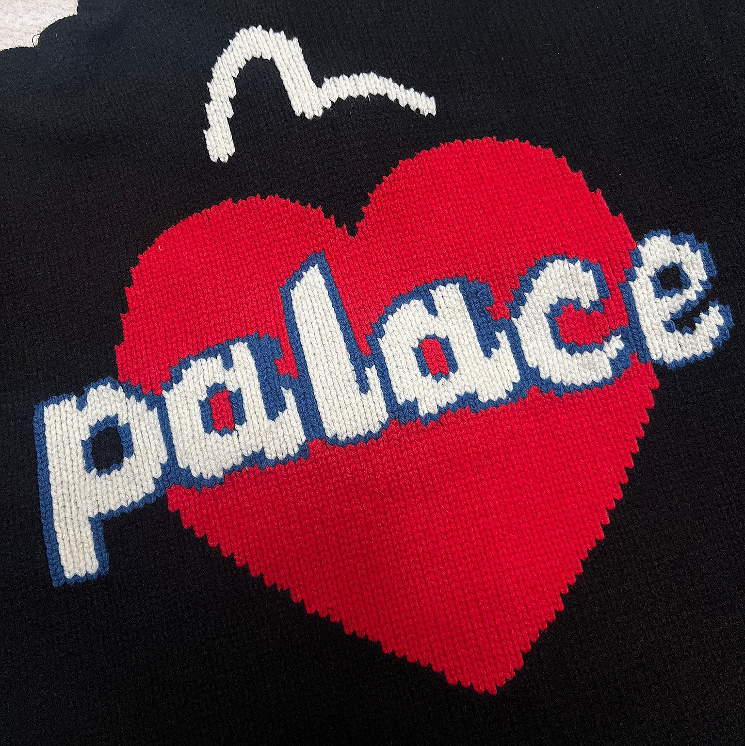 Palace x Evisu Cowichan Knit Black - 23SS, Palace Pertex Frost Balaclava Puffa Black - 22FW 착용 스타일 - 3