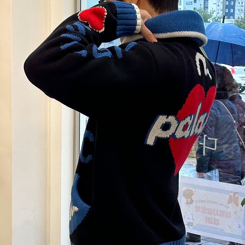 Palace x Evisu Cowichan Knit Black - 23SS, Palace Pertex Frost Balaclava Puffa Black - 22FW 착용 스타일 - 2