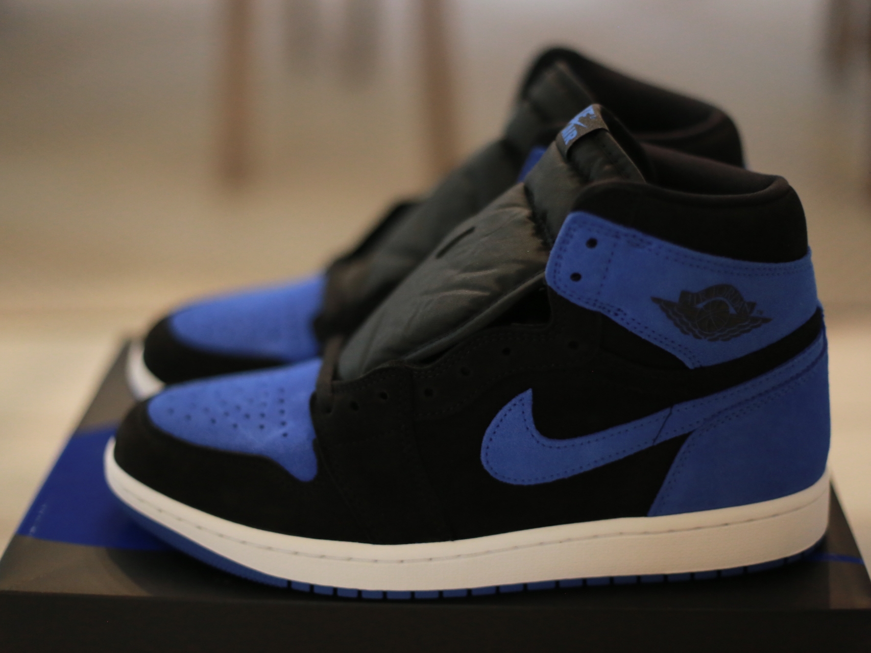 Jordan 1 Retro High OG Royal Reimagined 착용 스타일 - 1