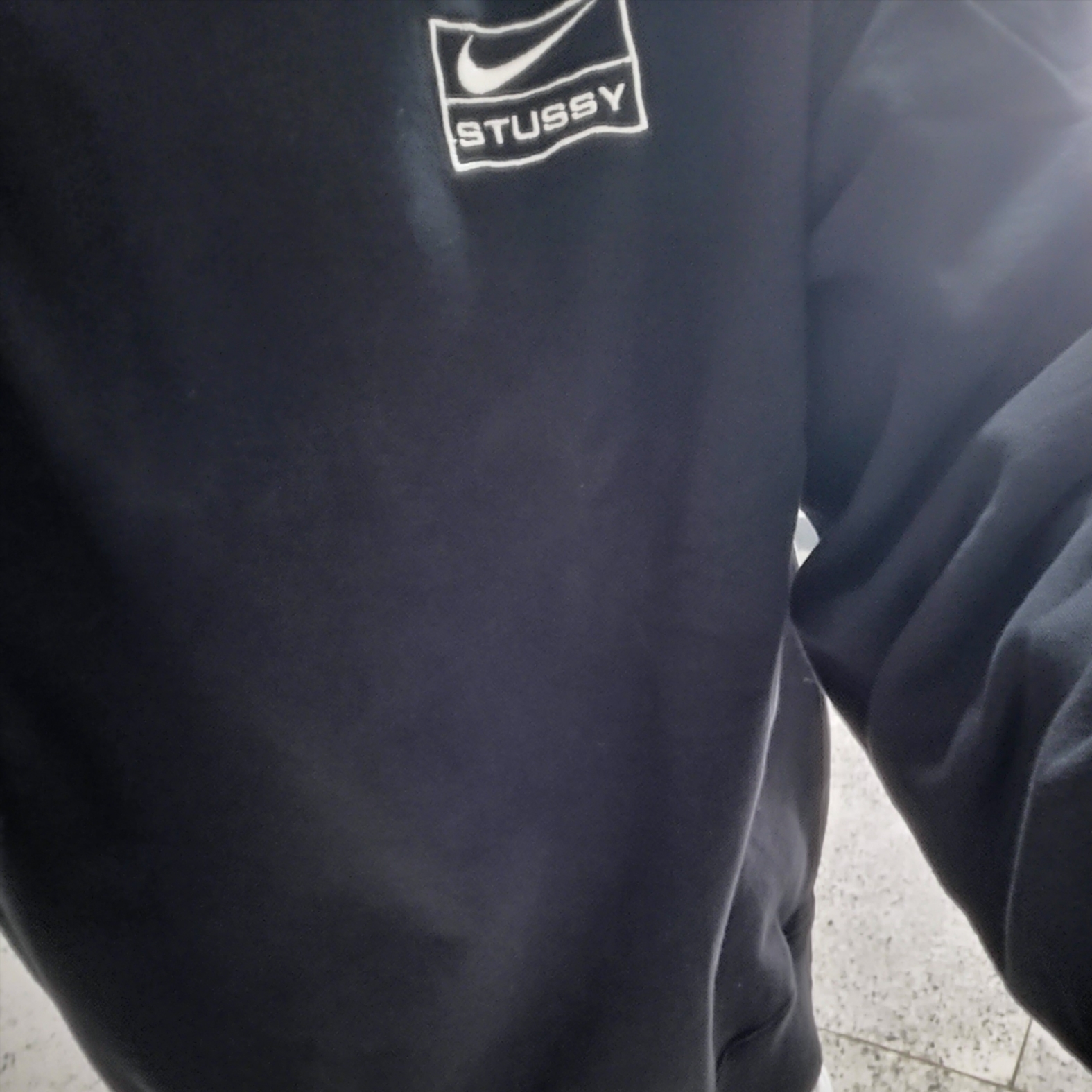 Nike x Stussy NRG Washed Fleece Crewneck Black (DO5310-010) 착용 스타일