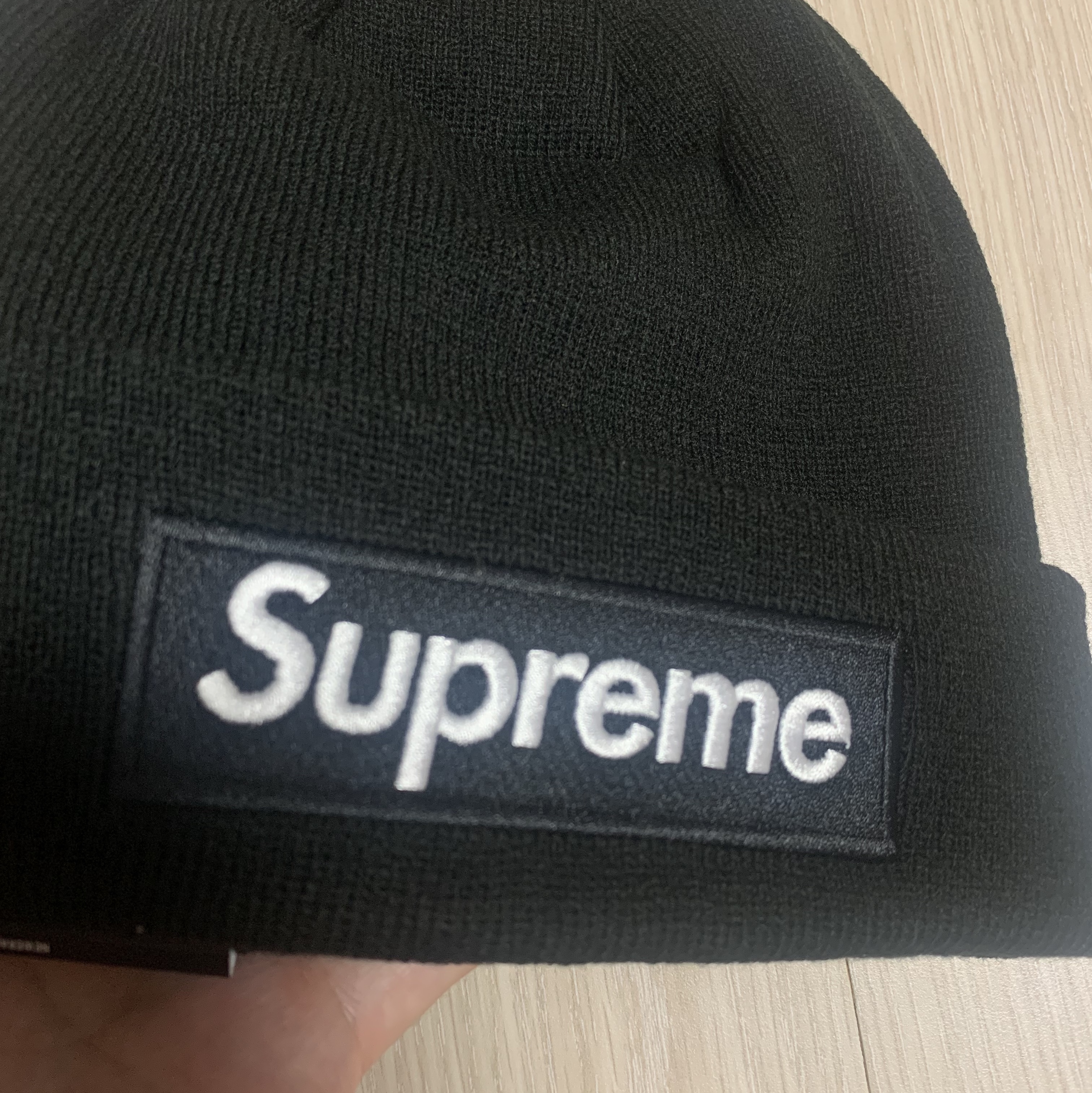 Supreme New Era Box Logo Beanie Black - 23FW 착용 스타일 - 2