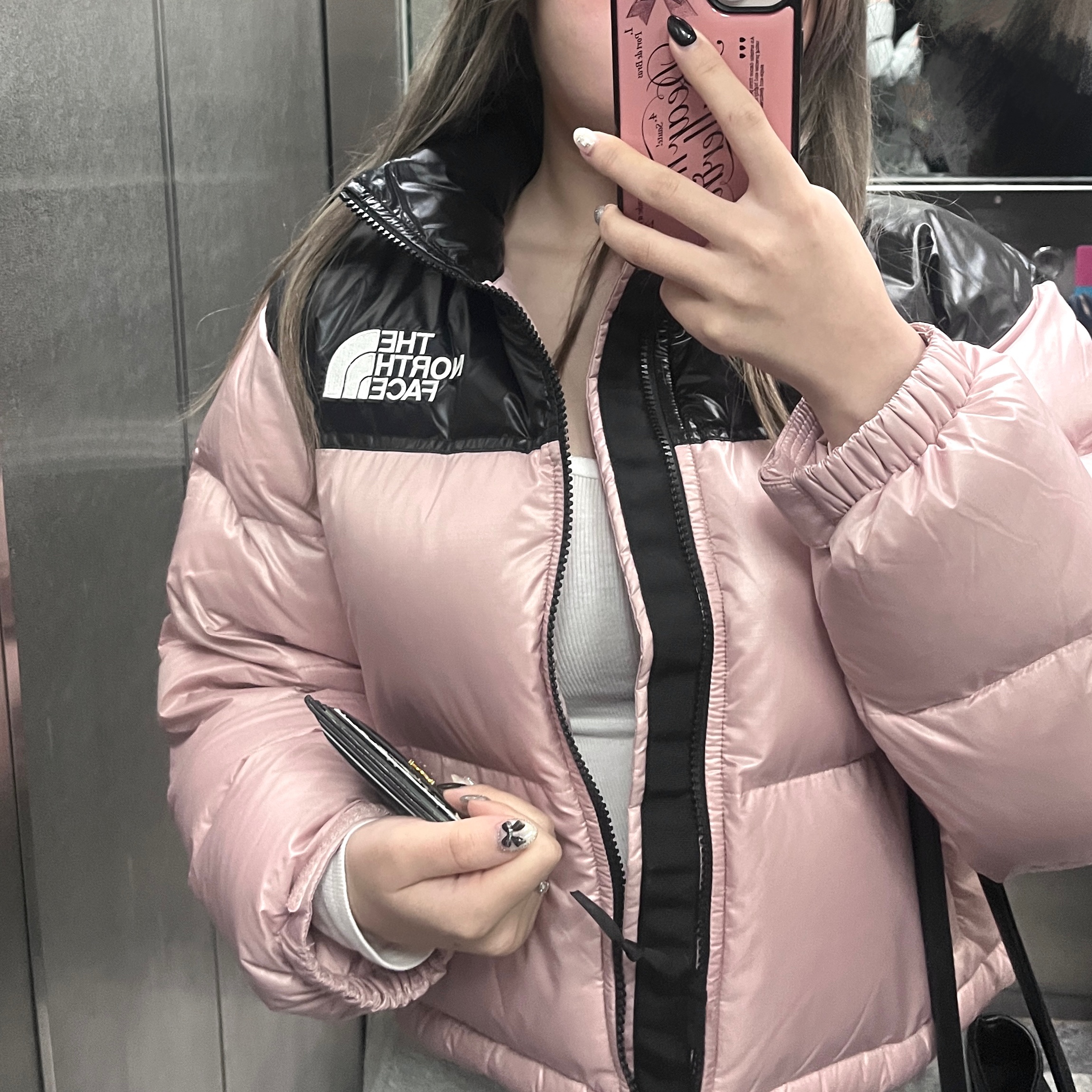 (W) The North Face Nuptse Short Jacket Pastel Pink 착용 스타일