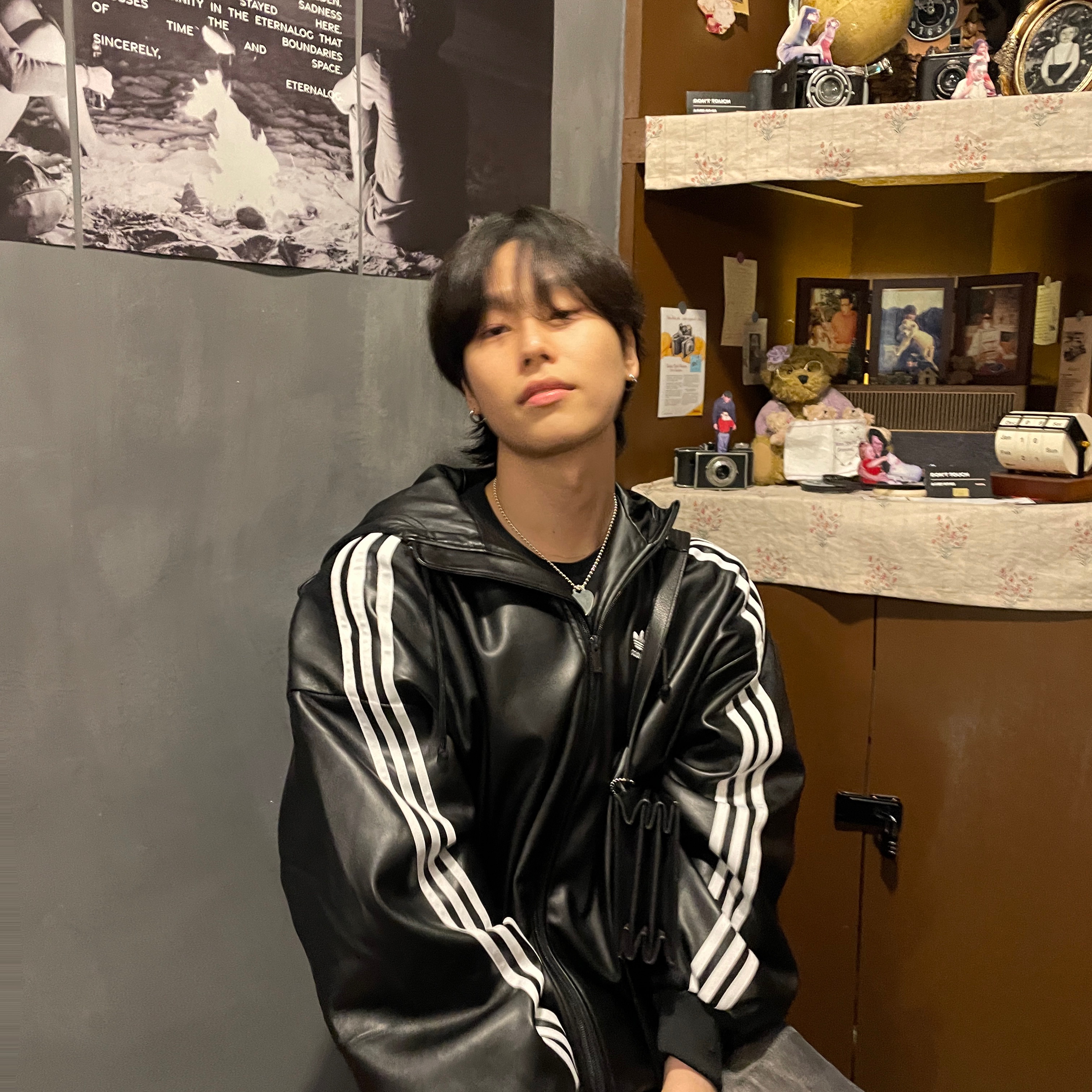 (W) Adidas Adilenium Xl Faux Leather Jacket Black - US Sizing 착용 스타일 - 2