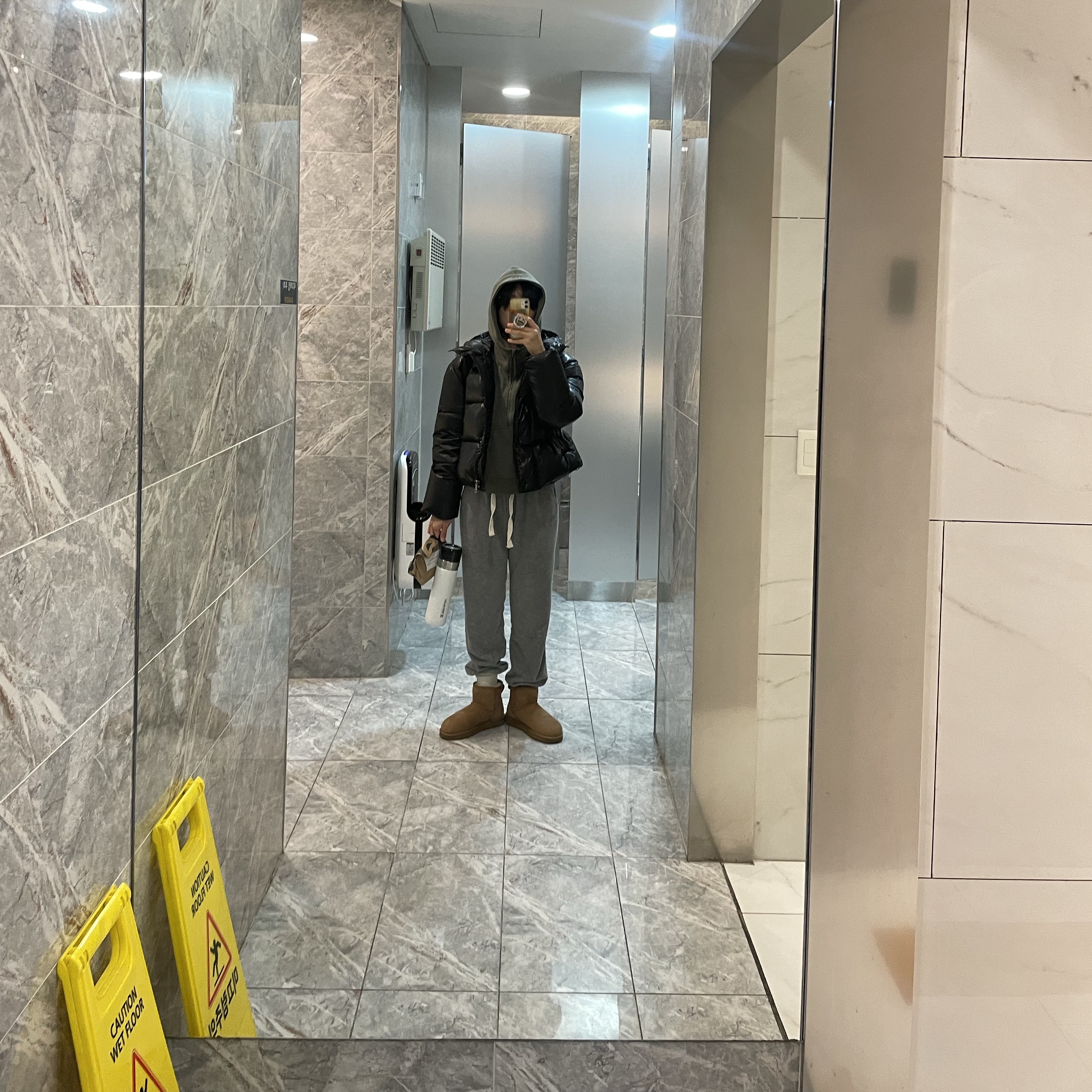 (W) UGG Classic Mini II Boots Chestnut 착용 스타일