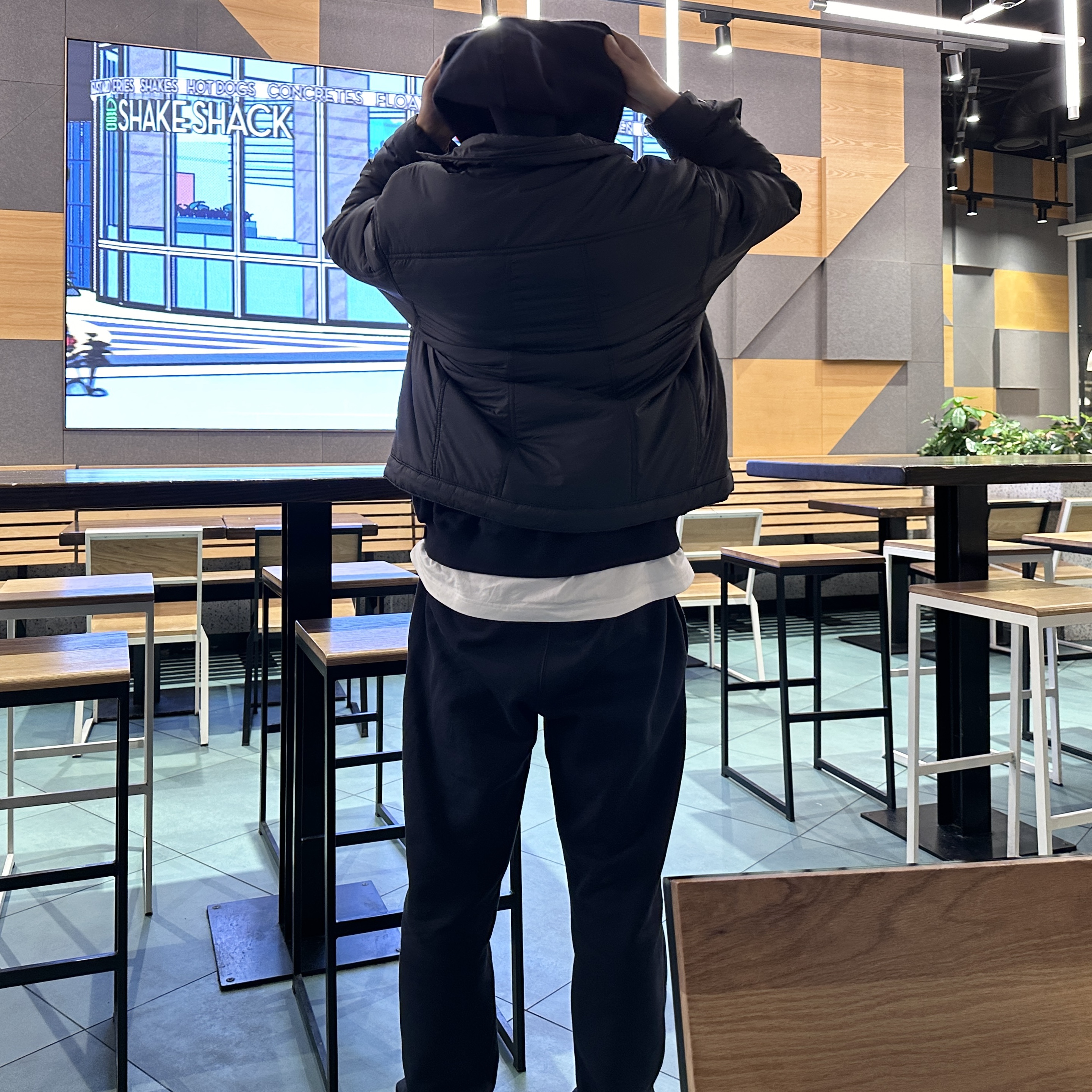 IAB Studio Hoodie Navy - 21SS, IAB Studio Sweatpants Navy - 21SS 착용 스타일 - 3