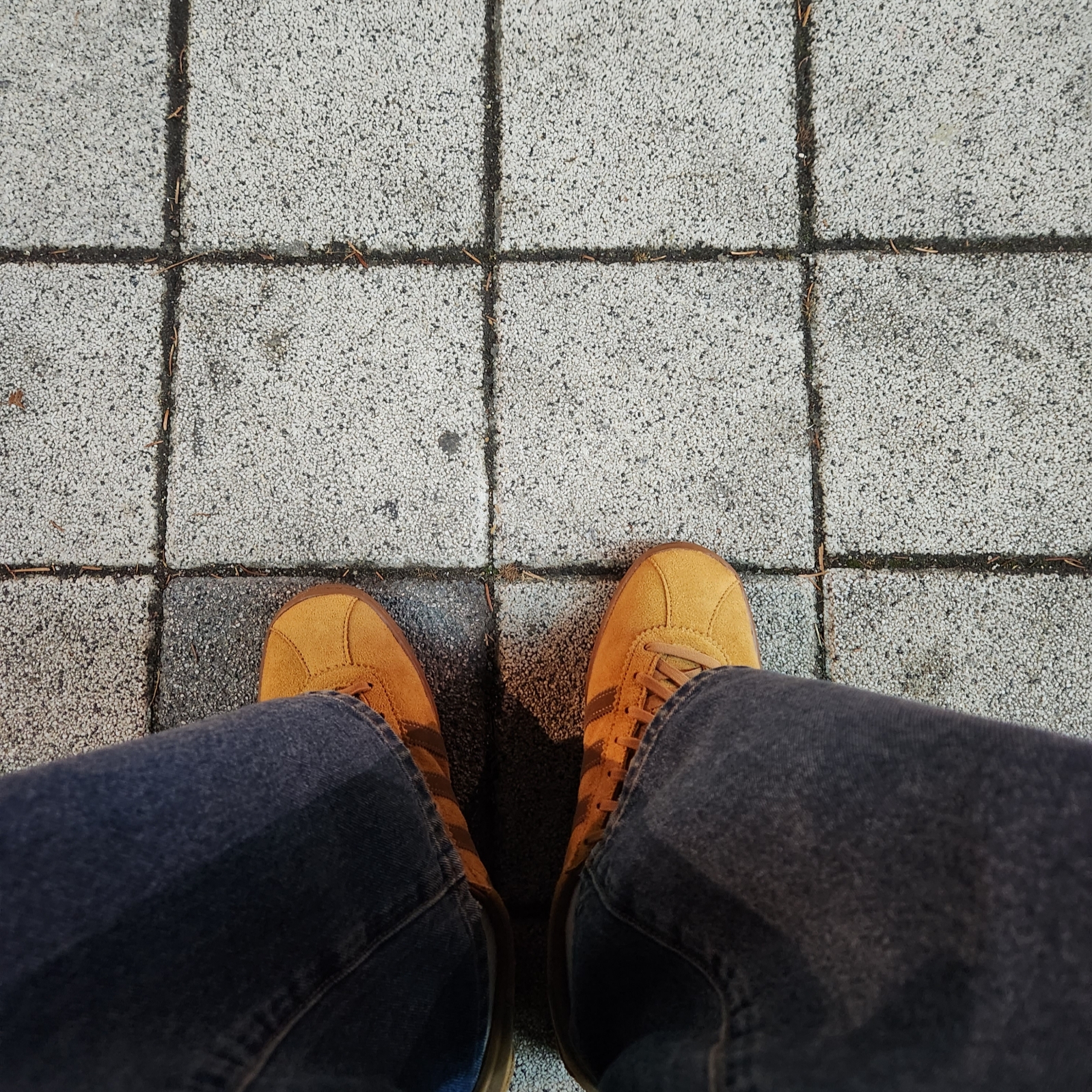 Adidas Tobacco Gruen Mesa Brown Desert 착용 스타일