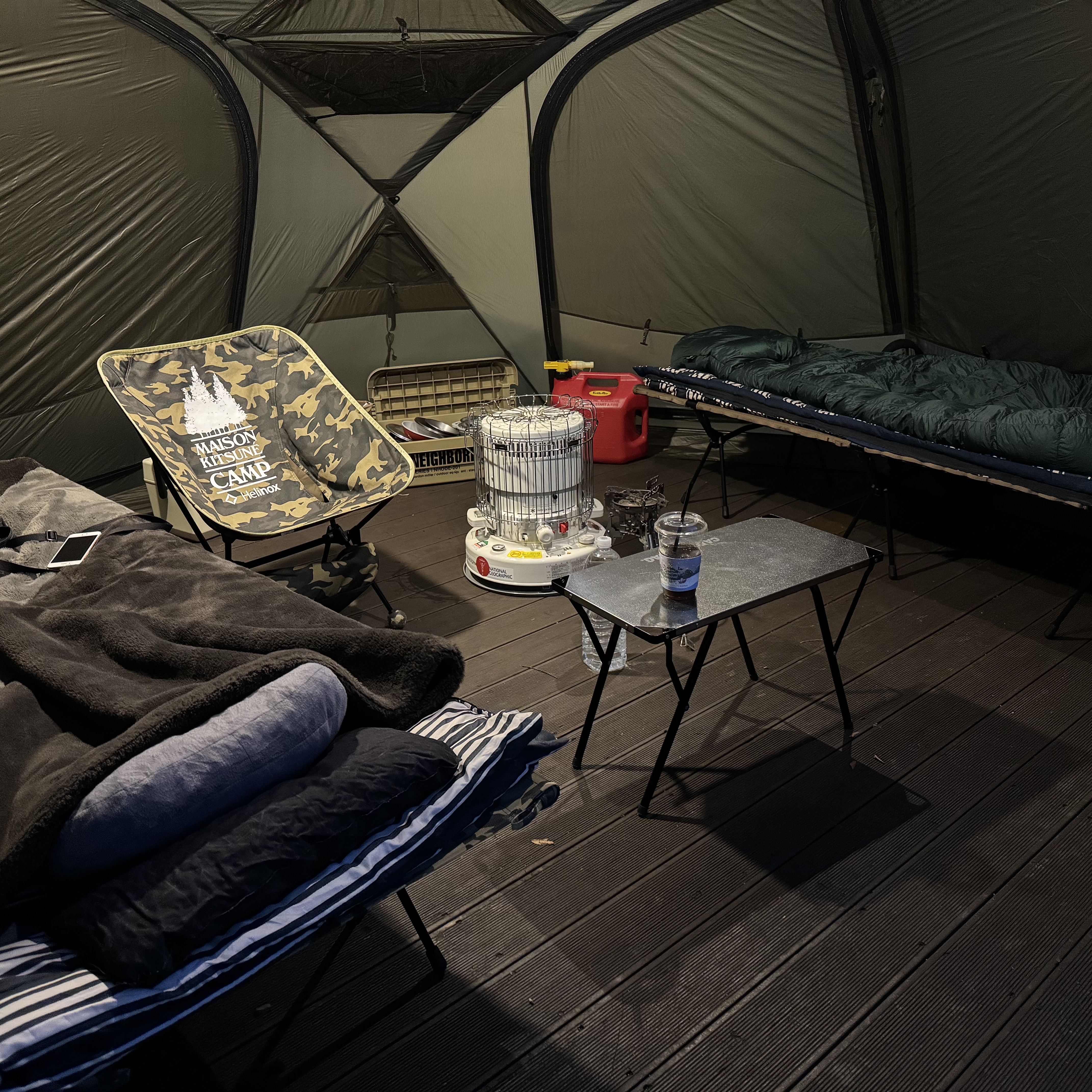 Helinox Tactical Nona Dome 4.0 Coyote Tan 착용 스타일 - 2