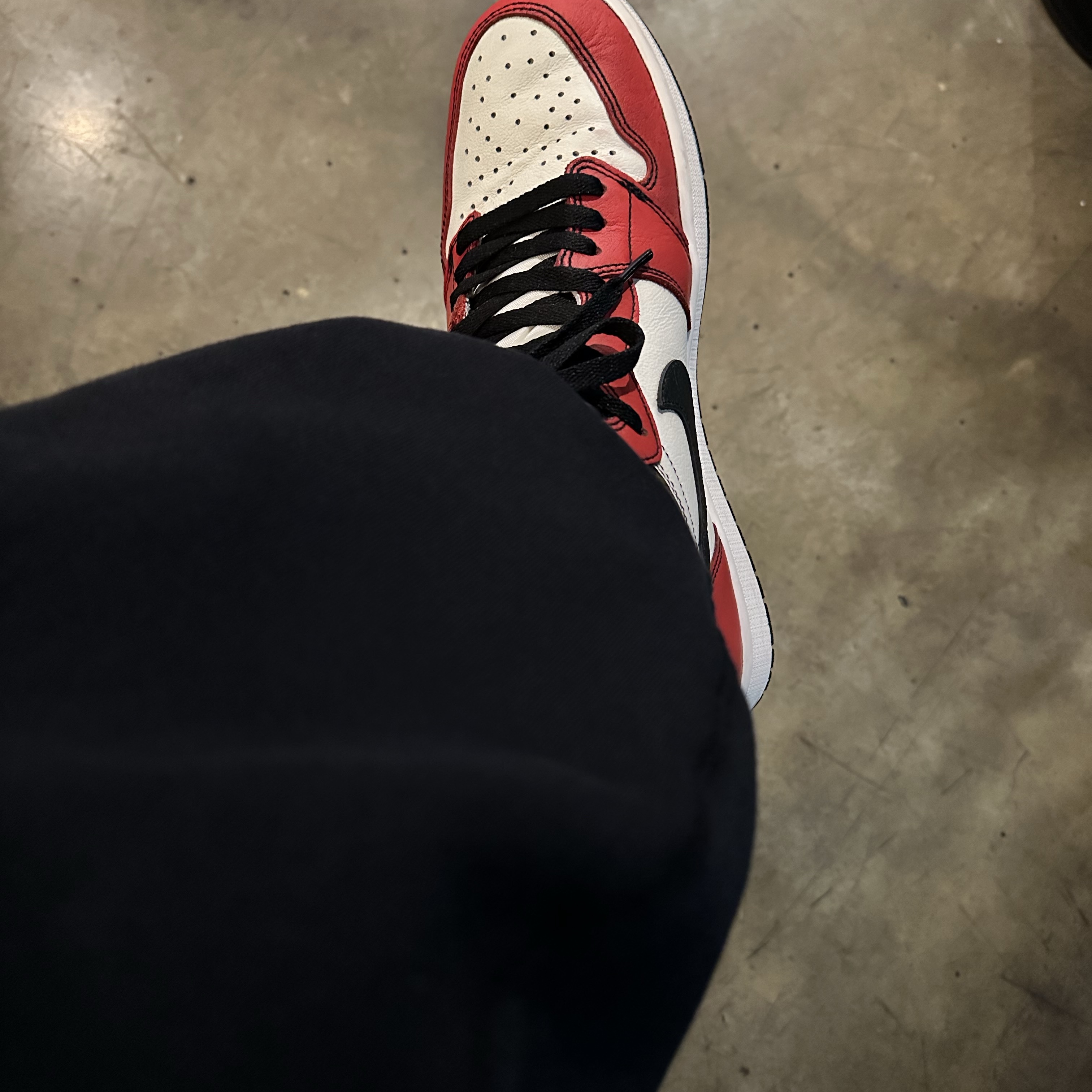 Jordan 1 Retro High OG Defiant SB LA to Chicago 착용 스타일
