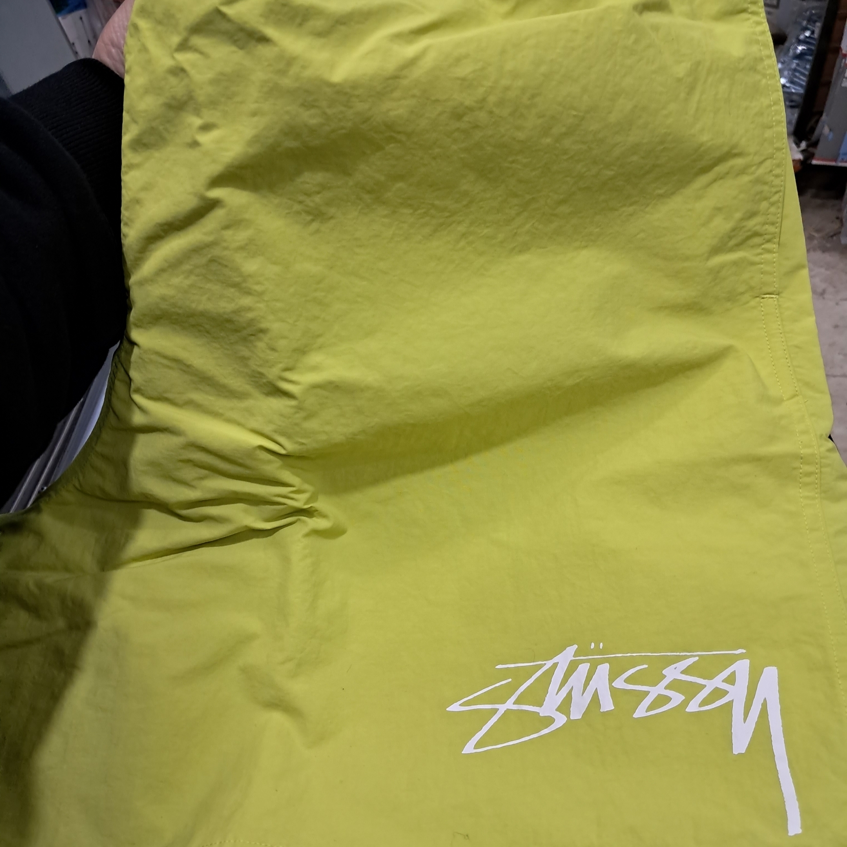 Nike x Stussy Shorts High Voltage (FJ9167-344) 착용 스타일 - 1