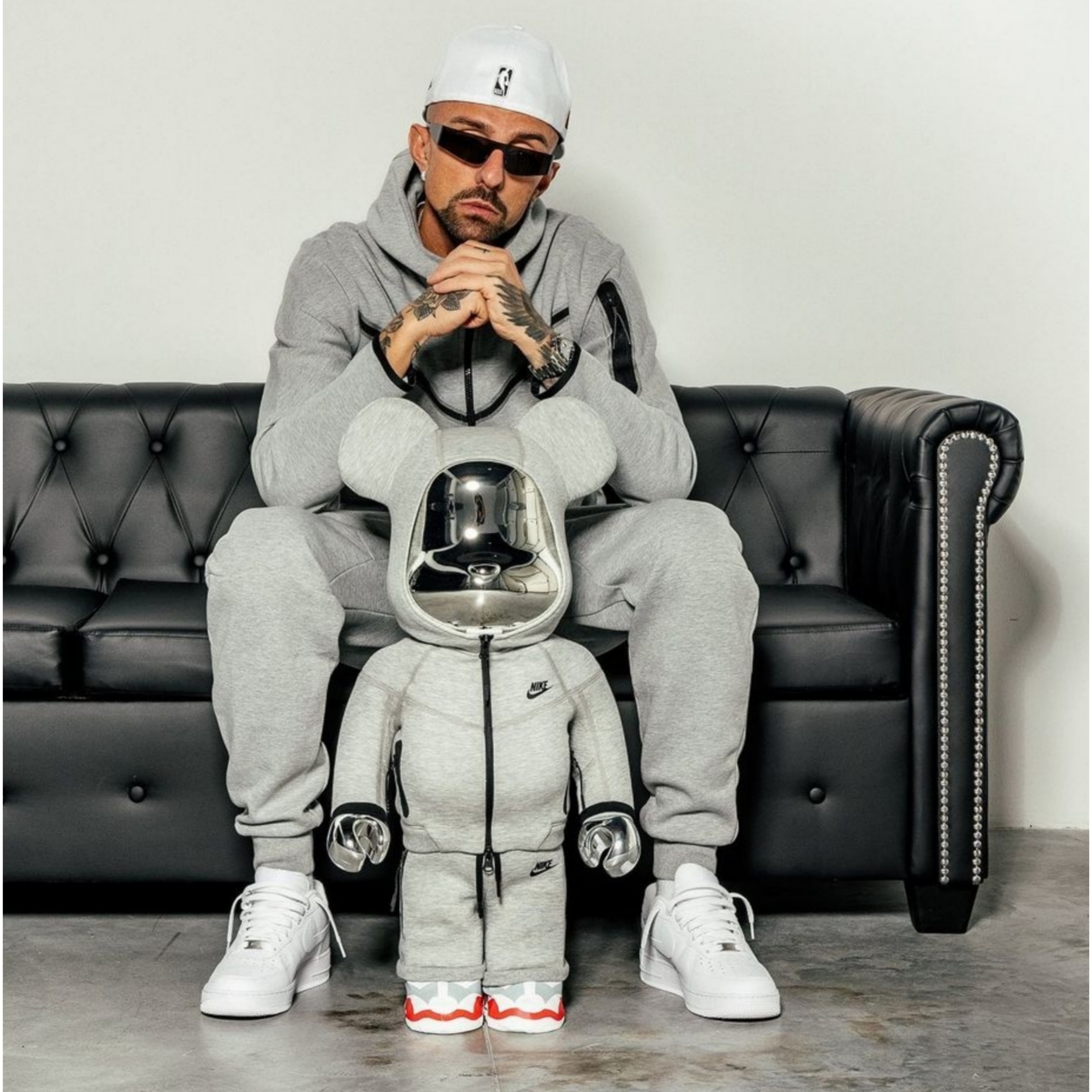 Bearbrick x Nike Tech Fleece N98 100% & 400& Set 착용 스타일 - 4