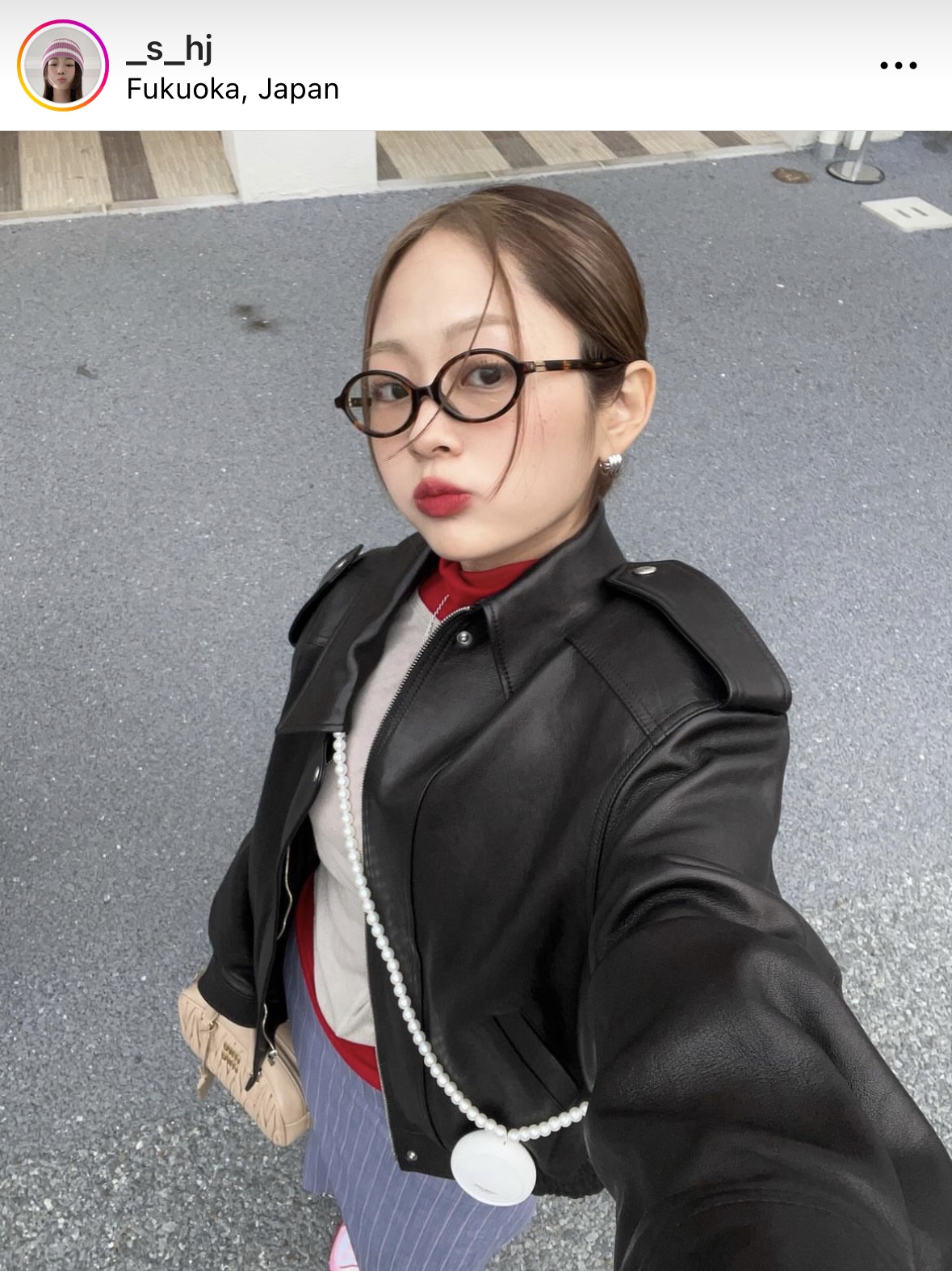 (W) Miu Miu Regard Sunglasses Blue Lenses Honey Tortoiseshell Acetate Standard fit 착용 스타일 - 3