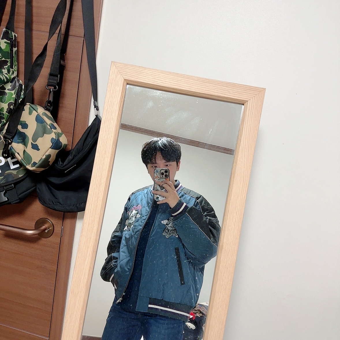 Palace Festival Bomber Jacket Black - 23FW 착용 스타일 - 1