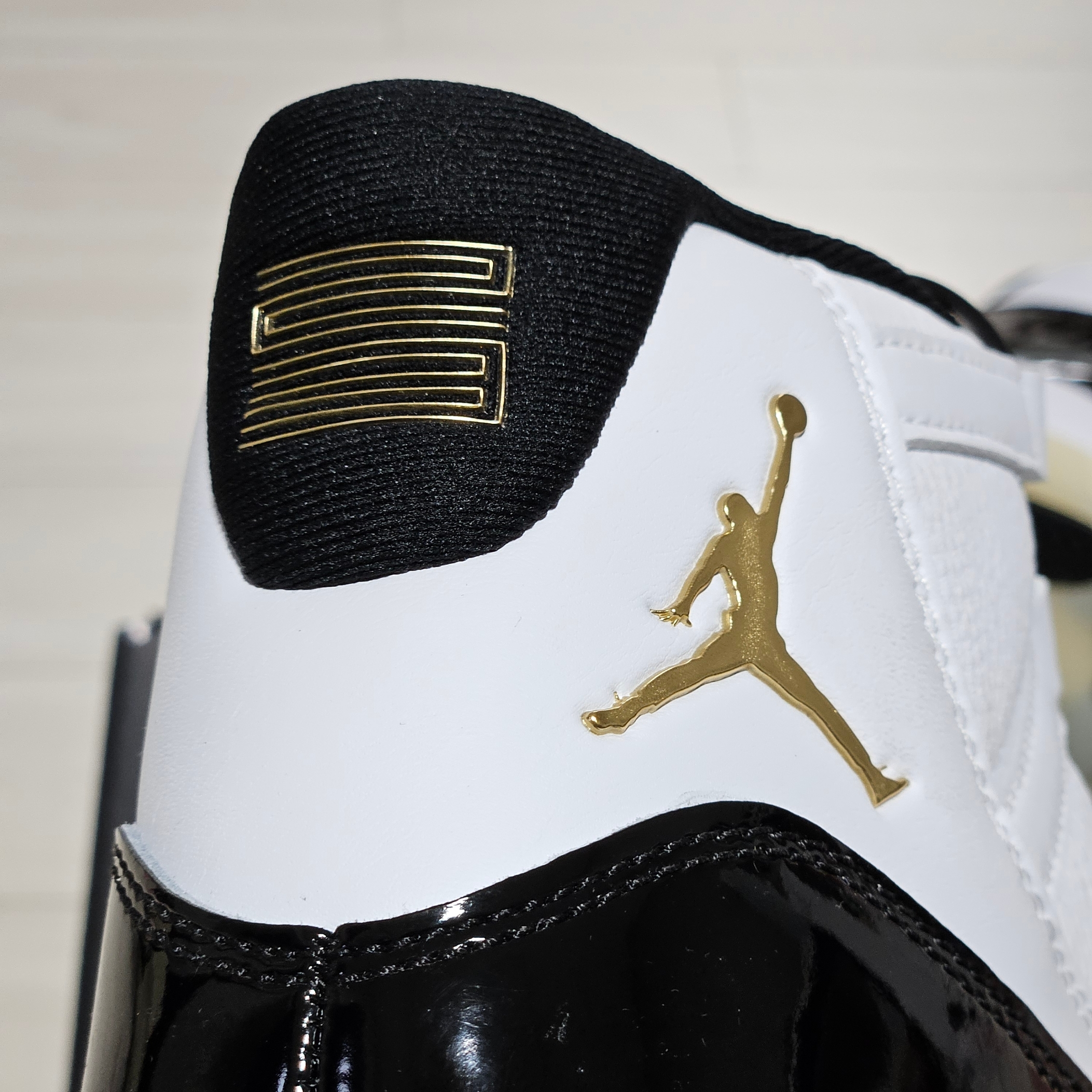Jordan 11 Retro Gratitude 착용 스타일 - 4
