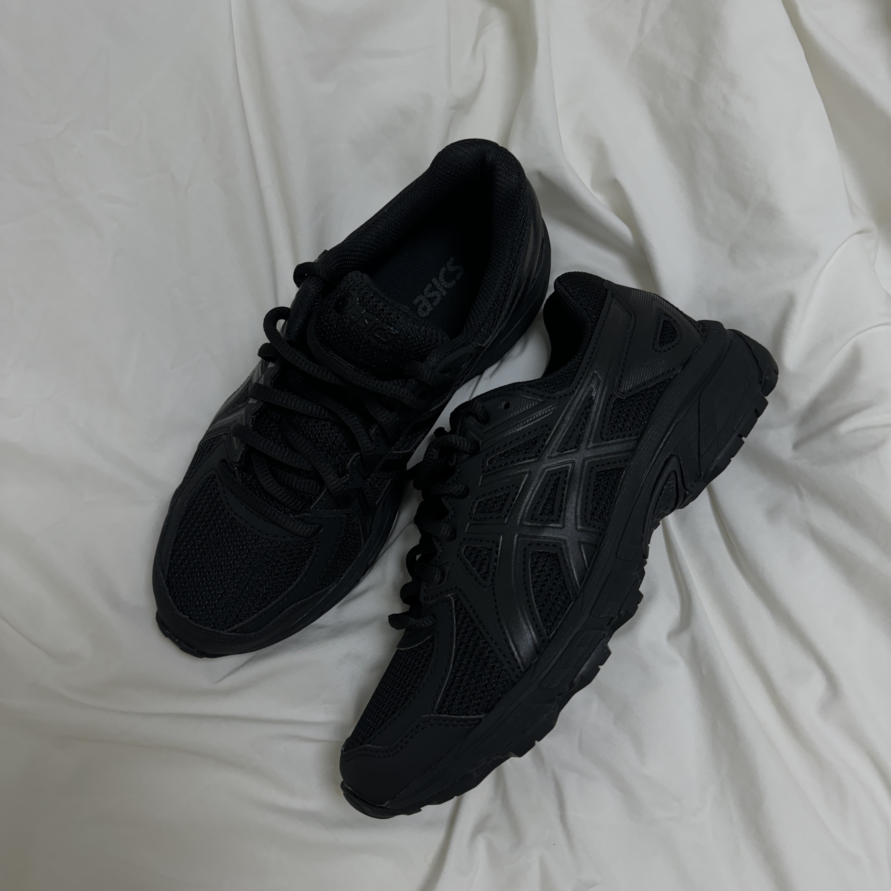 (W) Asics Jog 100 T Black - 2E Extra Wide 착용 스타일 - 2