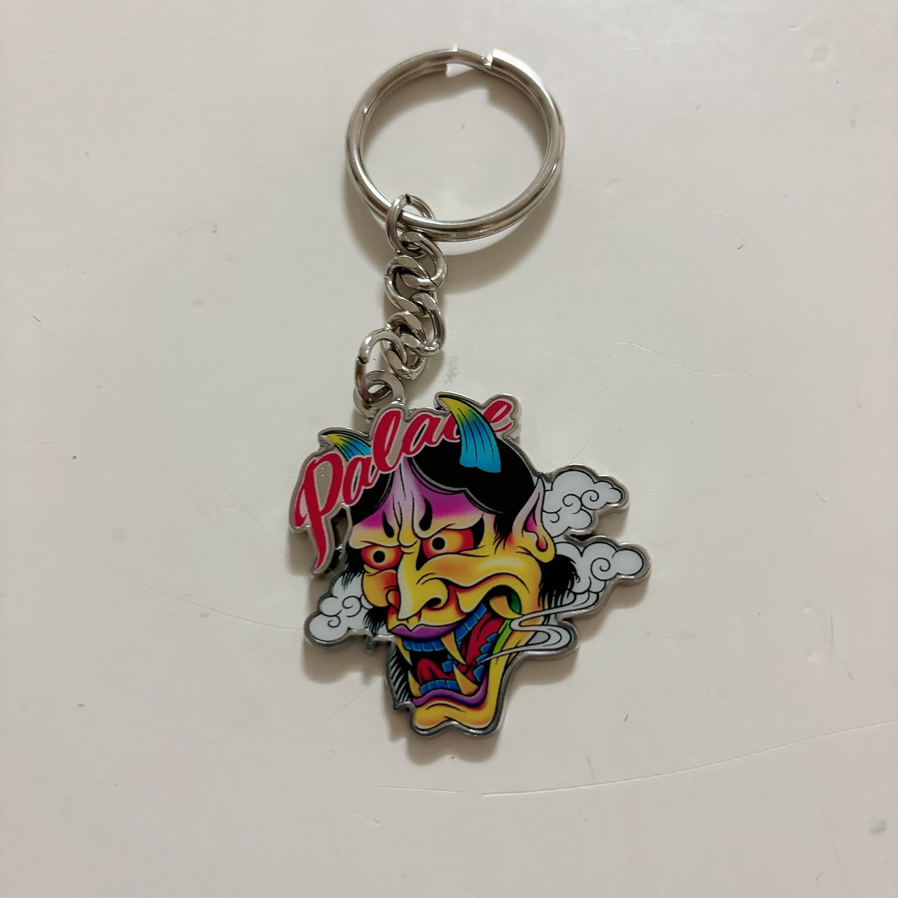 Palace Demon Keyring Multi - 23FW 착용 스타일