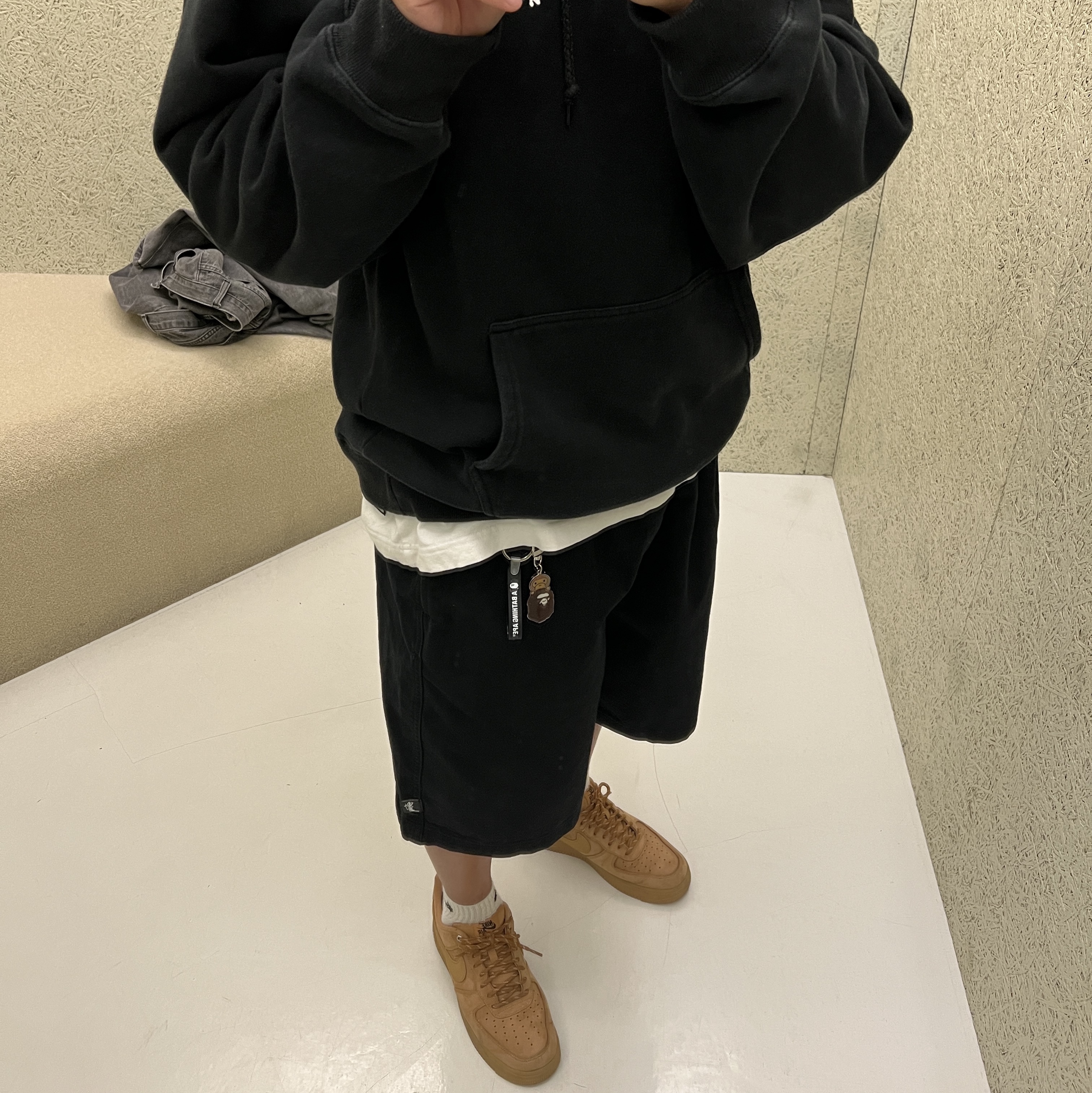 Stussy Basic Stussy Hoodie Black 2023, Nike Air Force 1 '07 WB Flax 착용 스타일