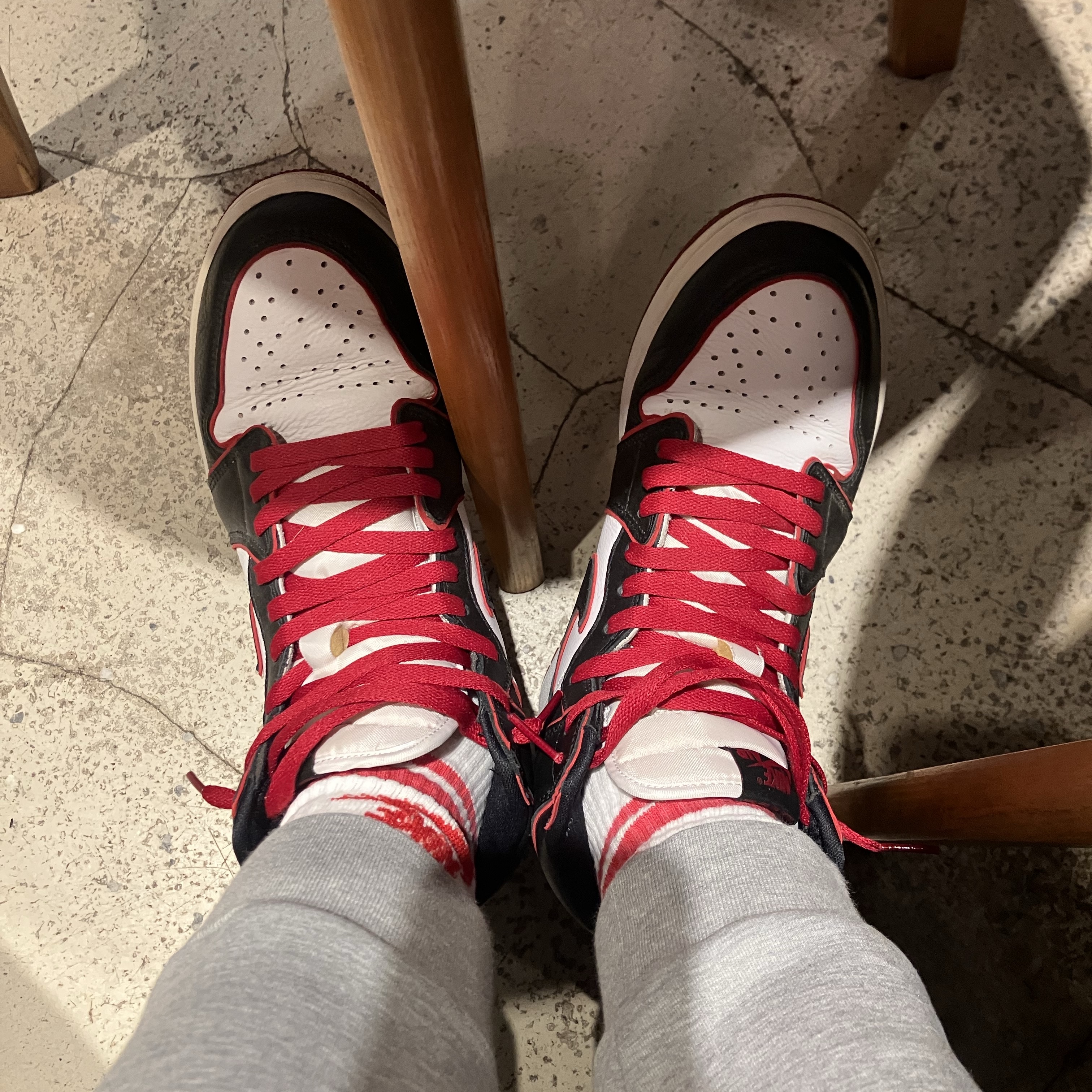 Jordan 1 Retro High OG Bloodline 착용 스타일
