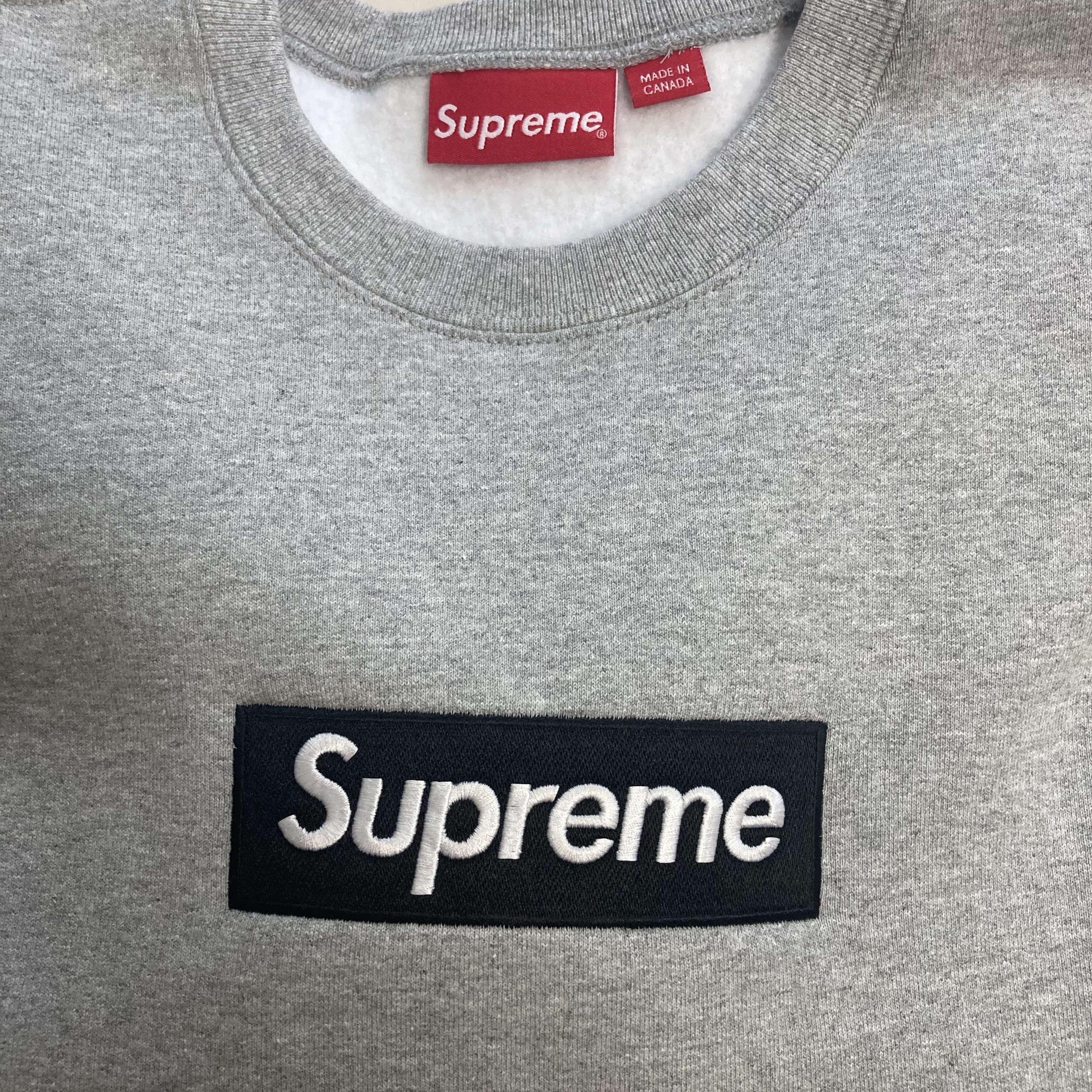 Supreme Box Logo Crewneck Heather Grey - 22FW 착용 스타일