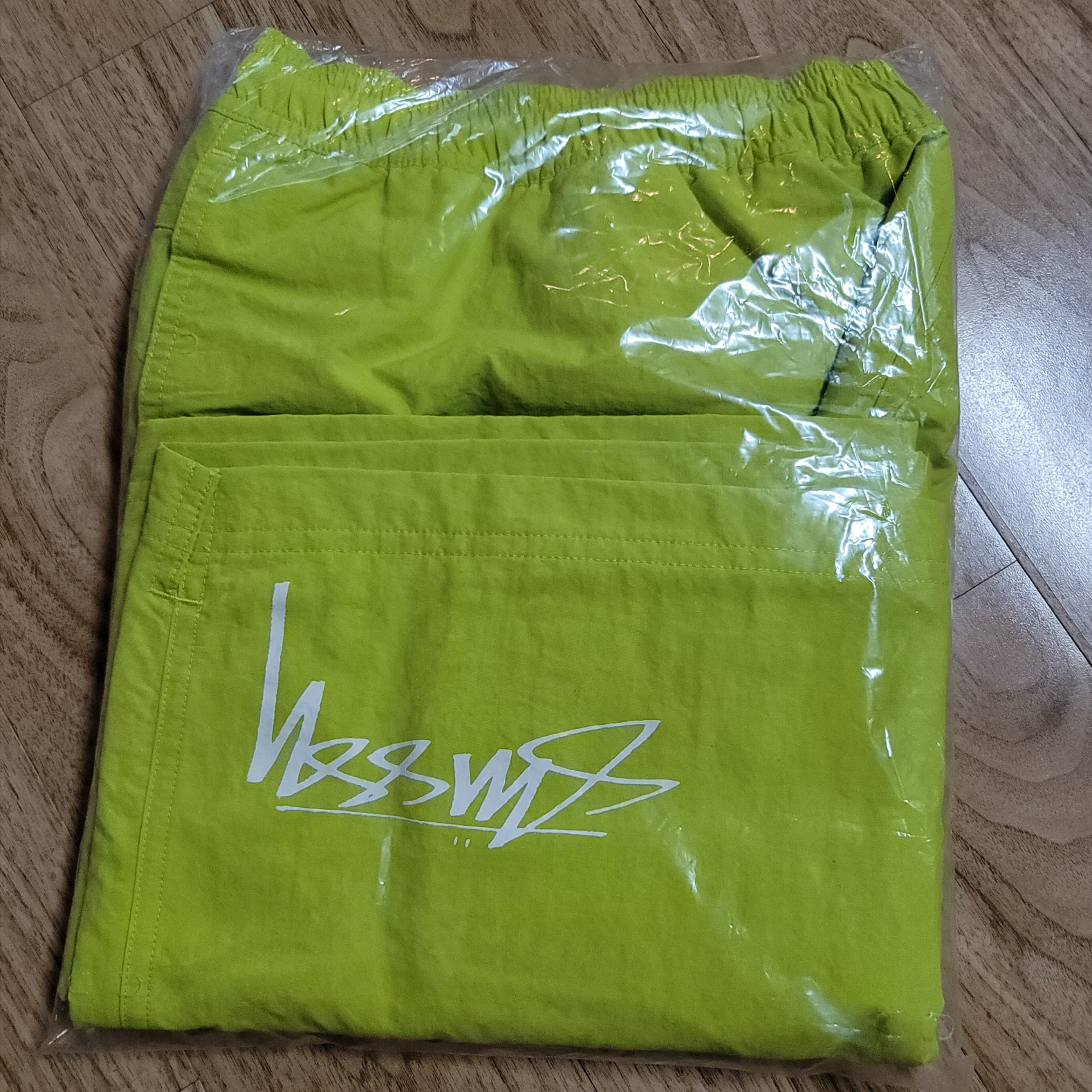 Nike x Stussy Shorts High Voltage (FJ9167-344) 착용 스타일