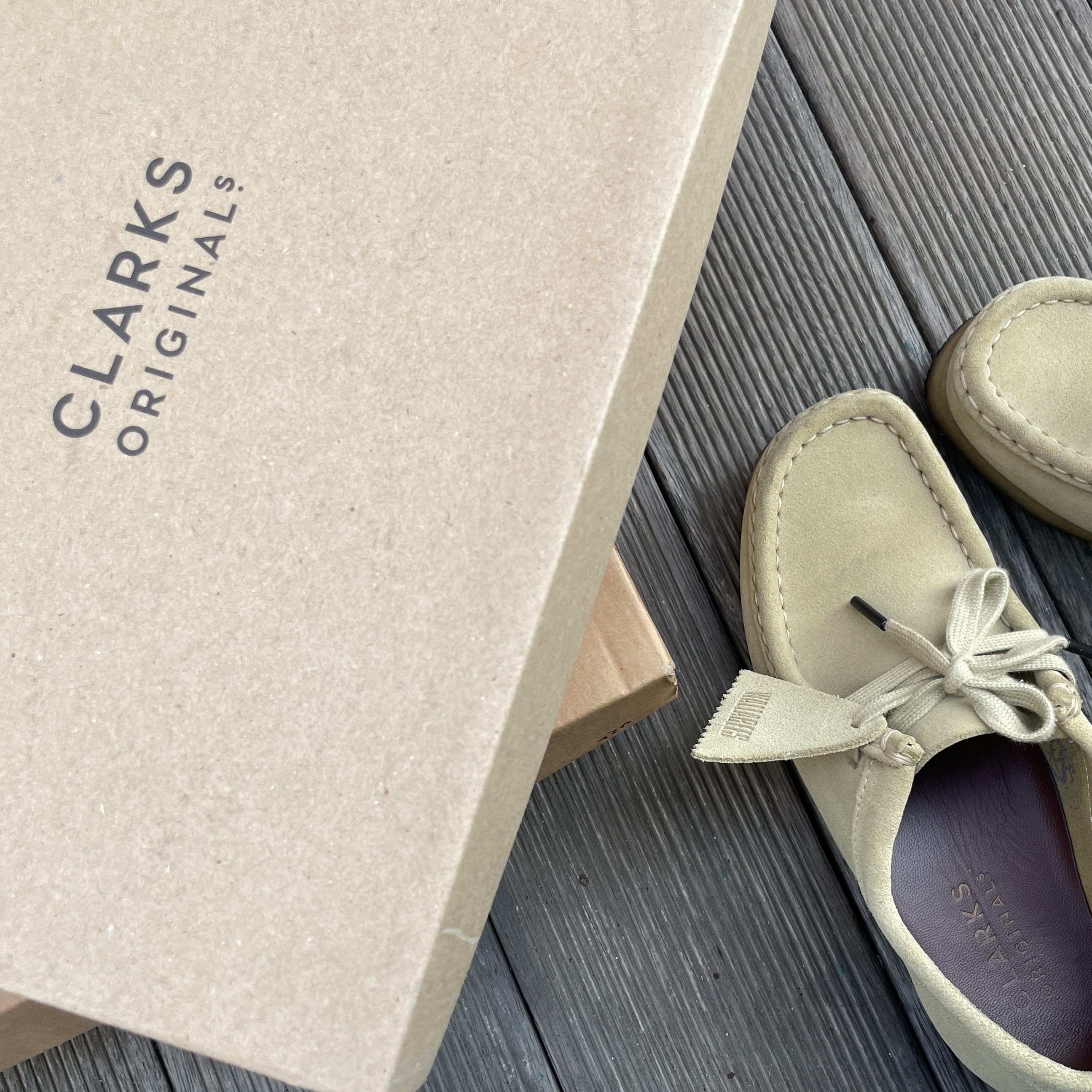 (W) Clarks Wallabee Maple Suede 착용 스타일 - 2
