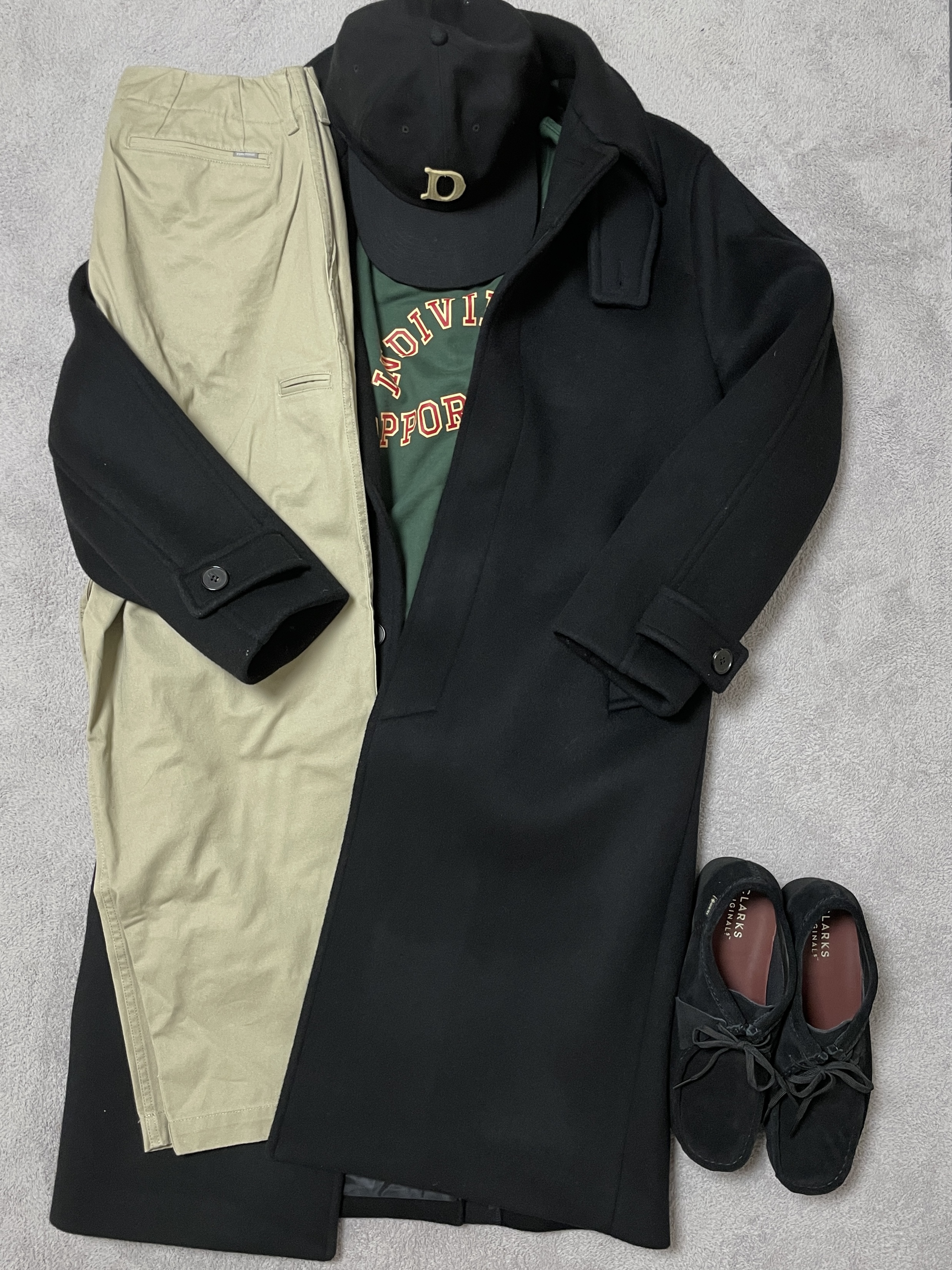 Clarks Wallabee Gore-Tex Black Suede 착용 스타일 - 4