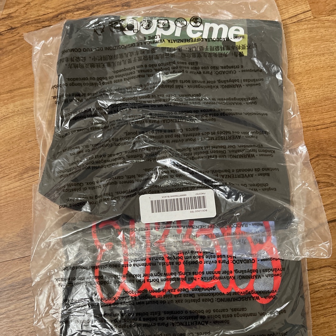 Supreme Box Logo T-Shirt Black - 23FW, Supreme Payment T-Shirt Black - 23FW 착용 스타일