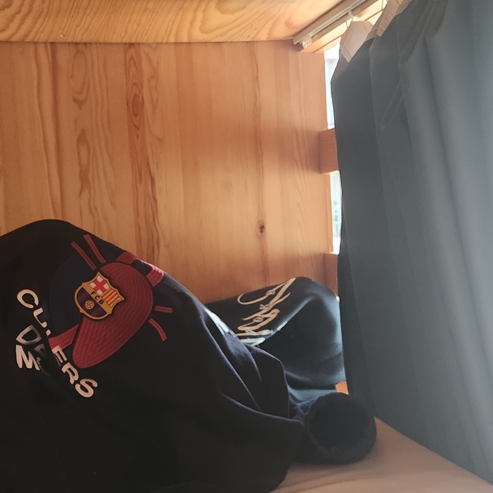 Nike x Patta x FC Barcelona Solo Swoosh Hoodie Culers del Món (FD4147-010) 착용 스타일