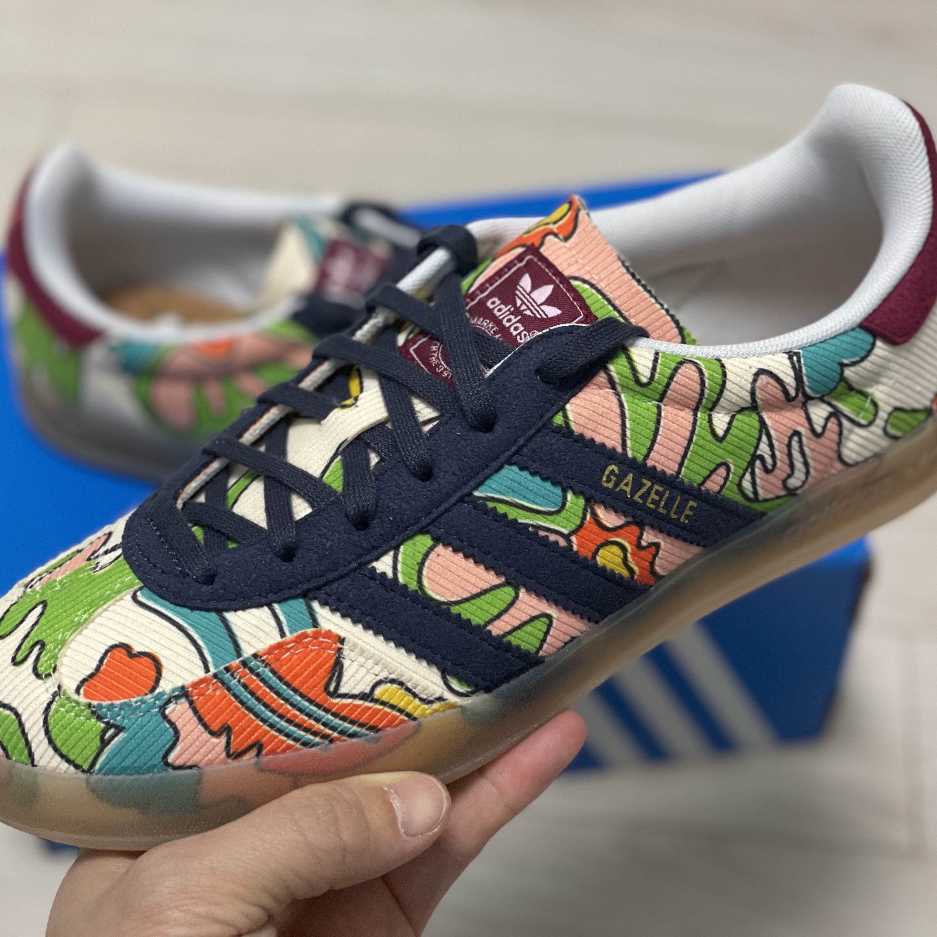 Adidas x Sean Wotherspoon Gazelle Indoor Ecru Tint 착용 스타일