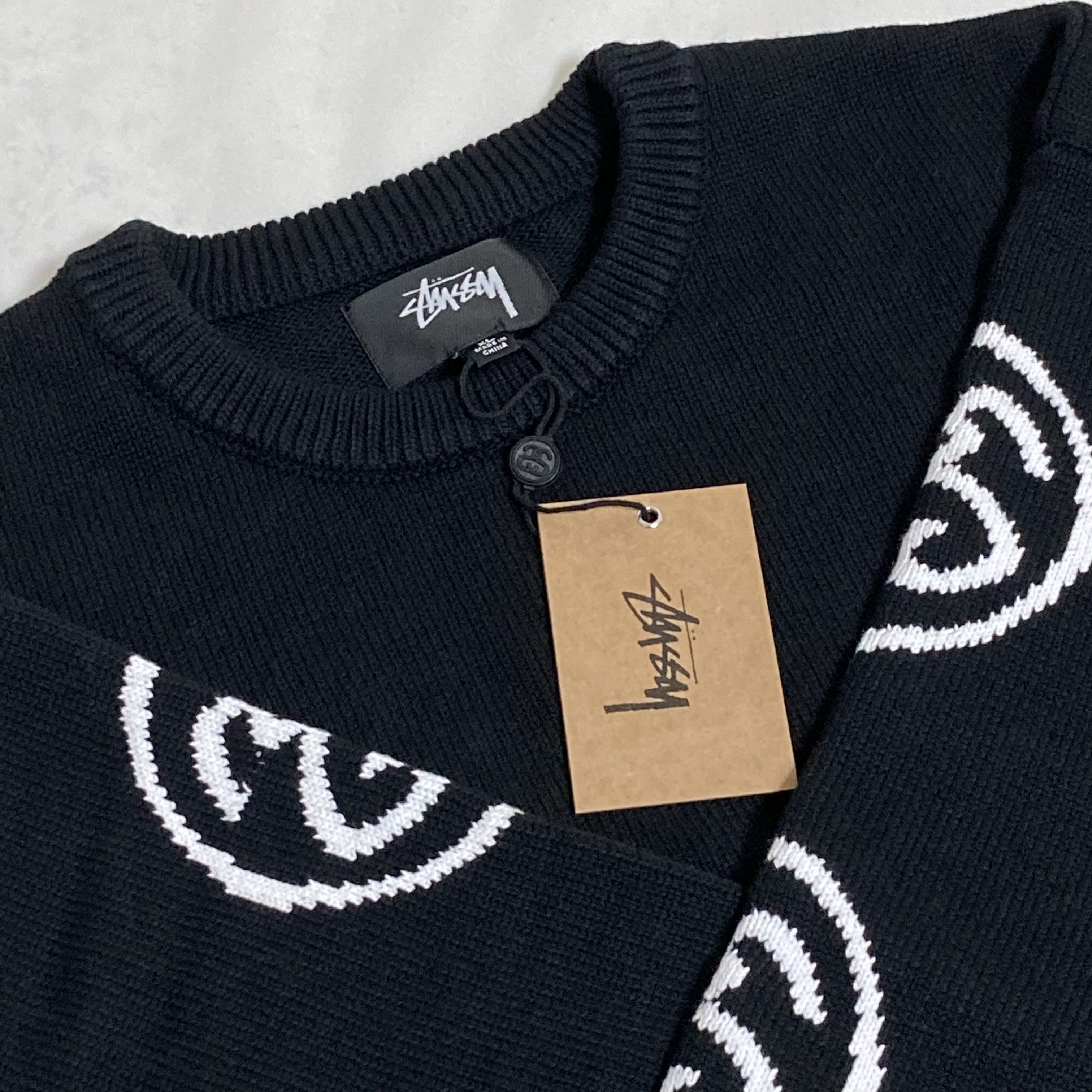 Stussy SS Link Sweater Black 착용 스타일