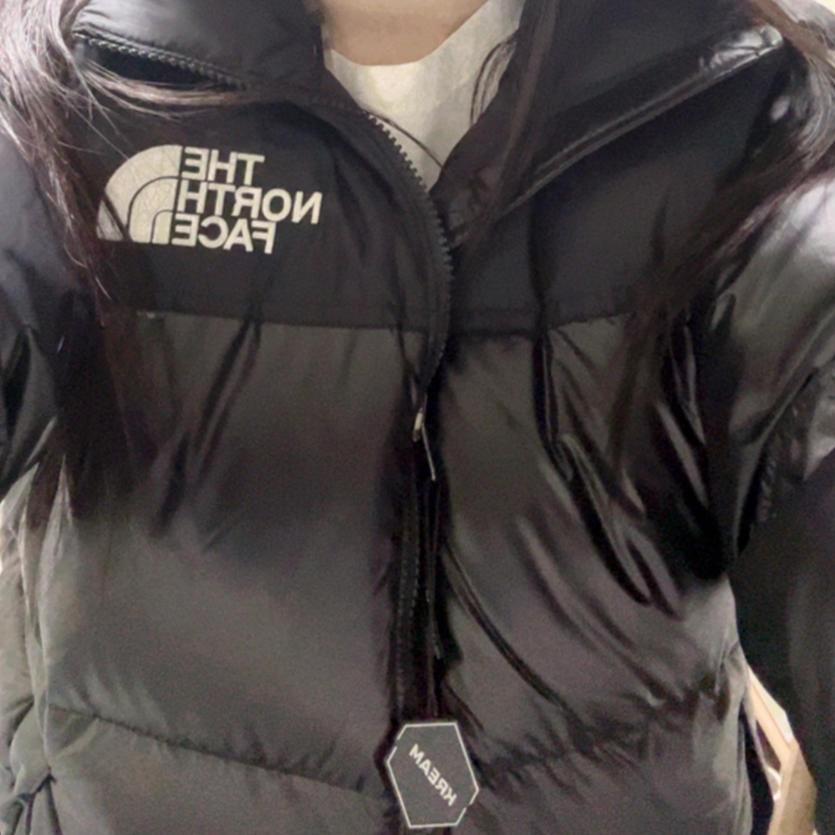 The North Face 1996 Eco Nuptse Jacket Real Black 착용 스타일