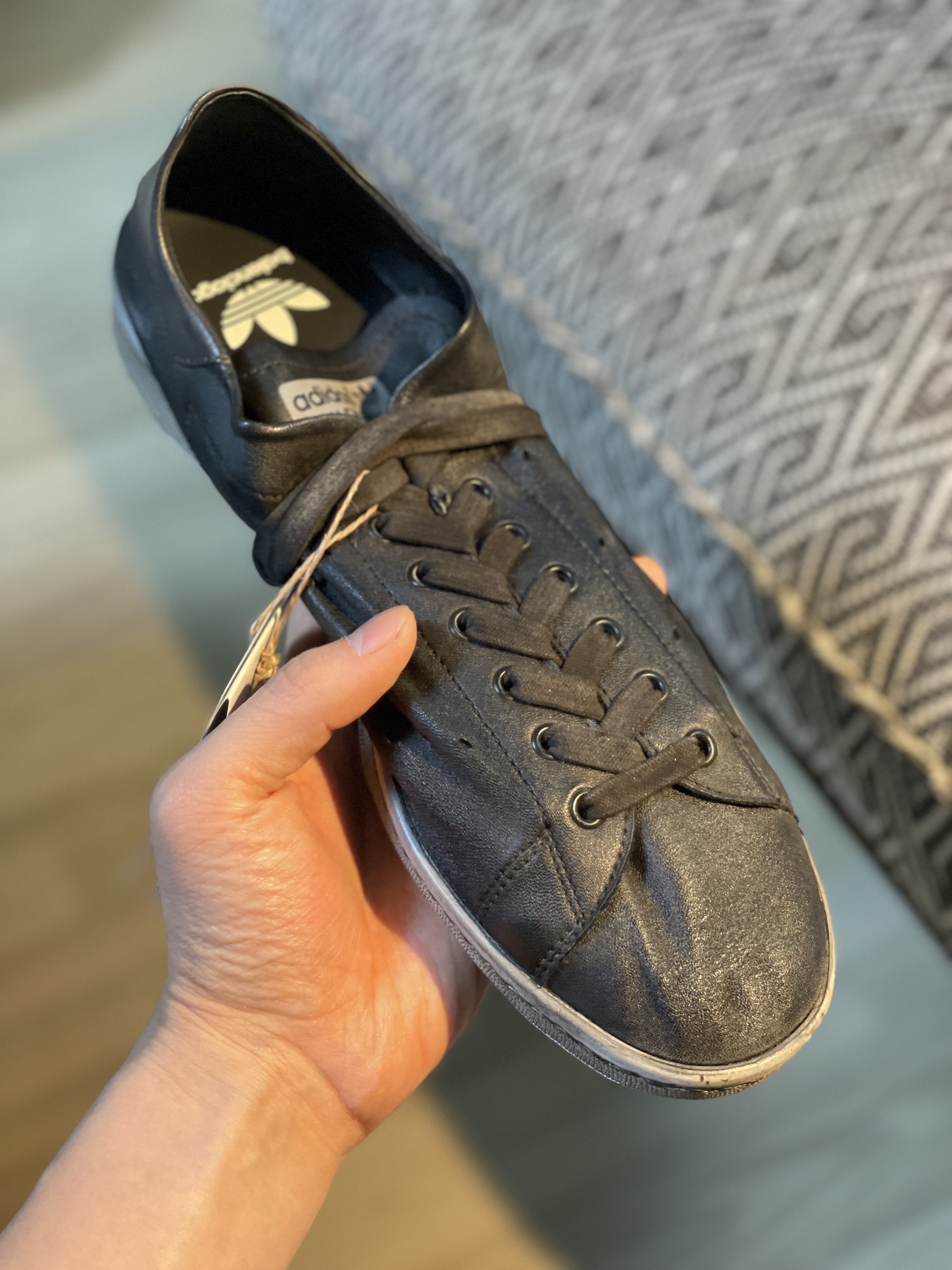 Balenciaga x Adidas Stan Smith Worn Out Black 착용 스타일