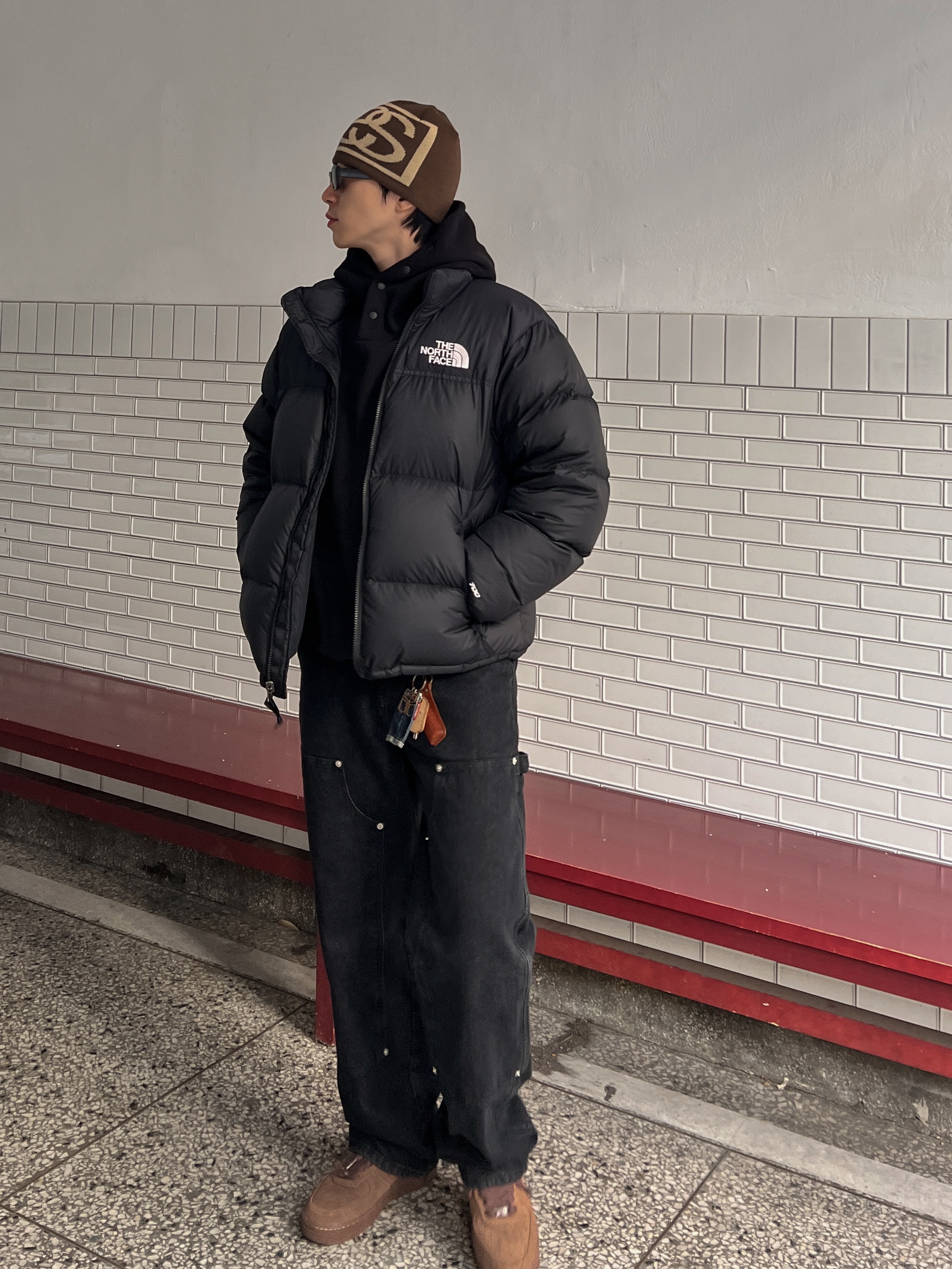Stussy SS Link Skullcap Beanie Brown, The North Face 1996 Retro Nuptse Jacket Black 착용 스타일 - 1