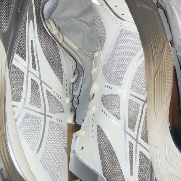 Asics x Dime GT-2160 Arctic Wolf London Fog 착용 스타일