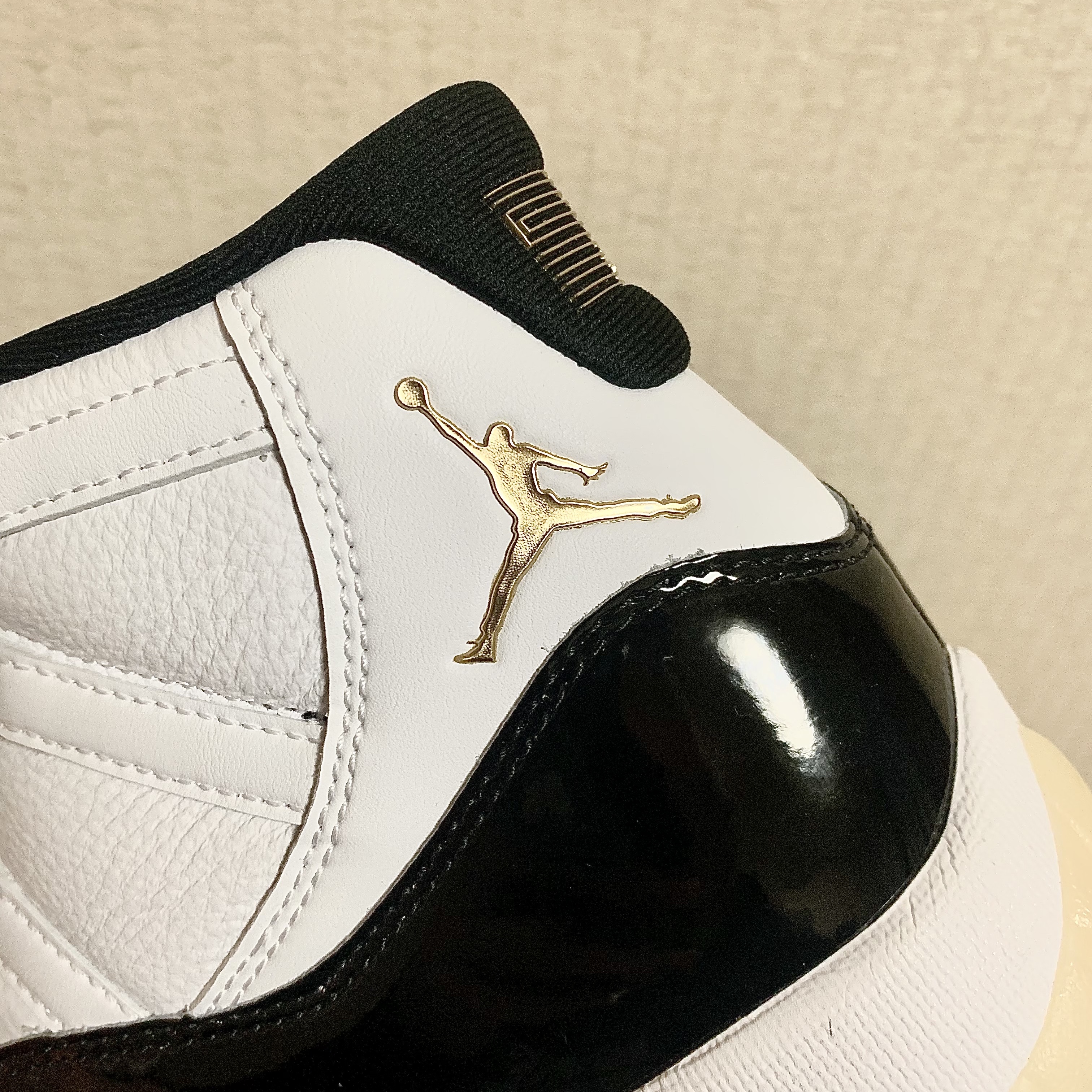 Jordan 11 Retro Gratitude 착용 스타일 - 2